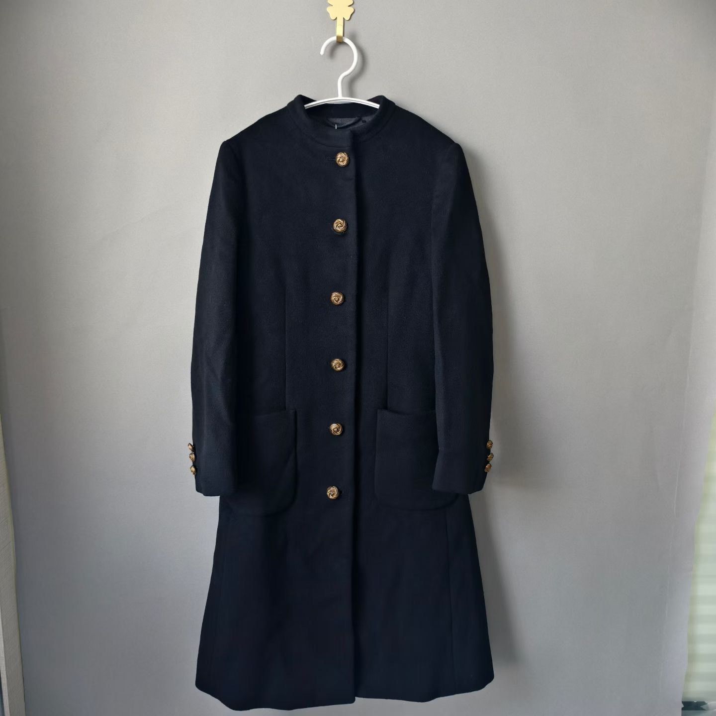 Gucci Gucci Wool Long Coat XS Women Size XS / US 0-2 / IT 36-38 - 1 Thumbnail