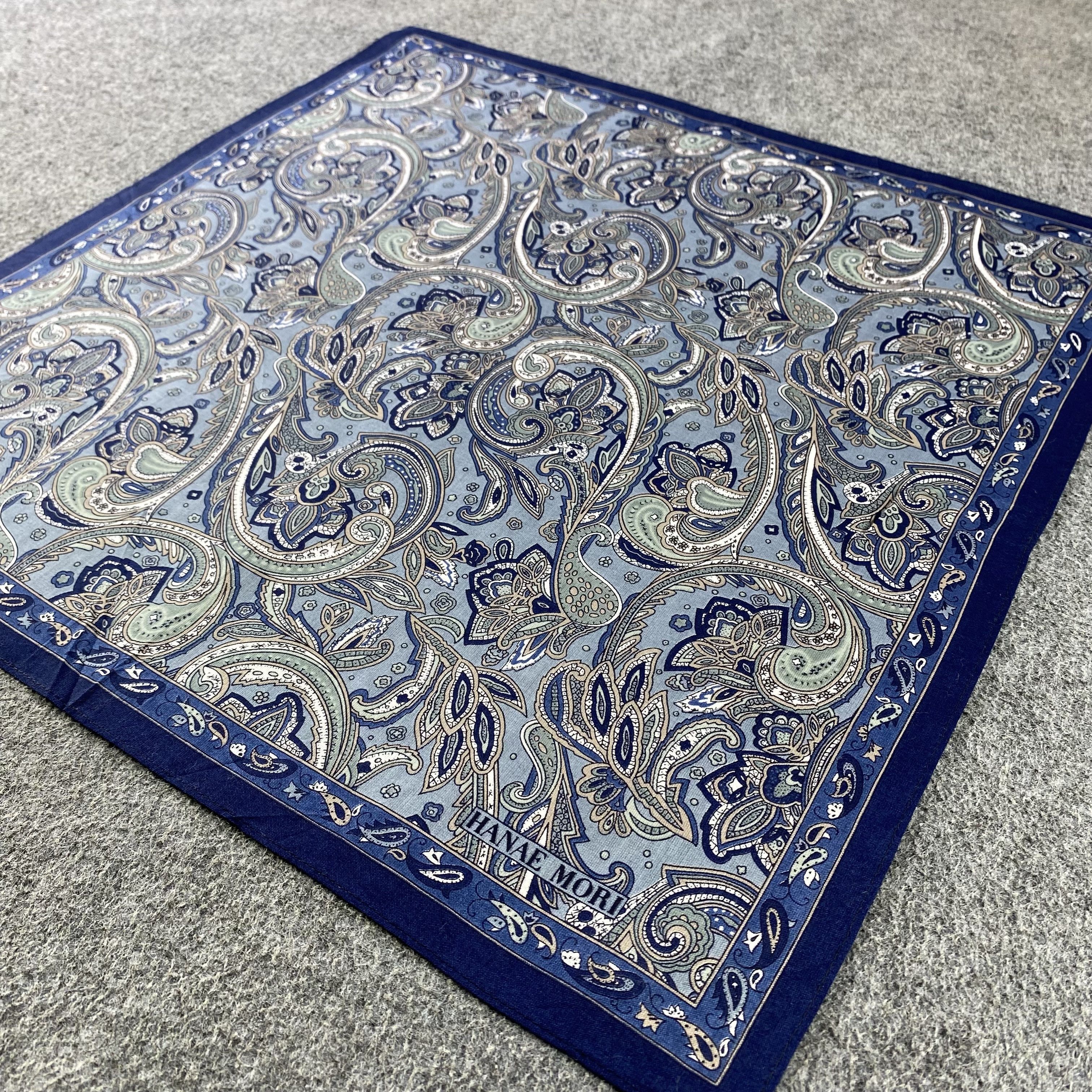 Hanae Mori Hanae Mori Handkerchief/Neckerchief/Bandana HC791 Size ONE SIZE - 2 Thumbnail