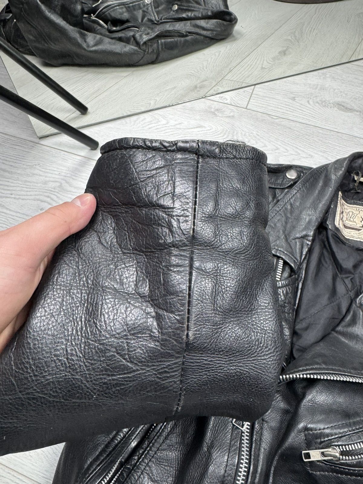 Genuine Leather Vintage distressed Black ramones biker leather jacket Size US S / EU 44-46 / 1 - 5 Thumbnail