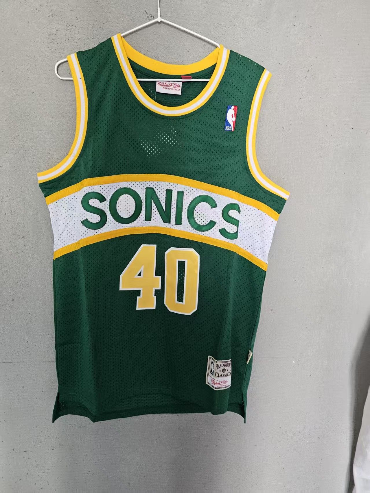 NBA Seattle Supersonics 40 Shawn Kemp Jersey Small Size US S / EU 44-46 / 1 - 1 Thumbnail