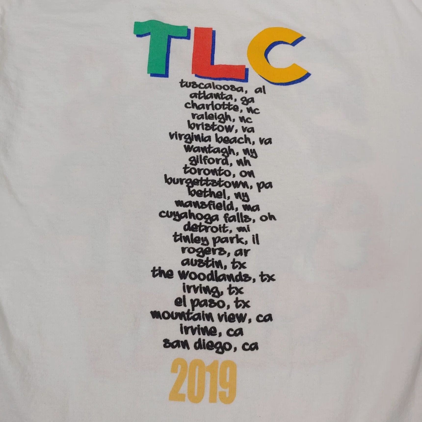 Gildan TLC Shirt Large Tour 2019 White Gildan Short Sleeve Crew Neck Graphic Print Unisex Music Band Tour Shirt Size US L / EU 52-54 / 3 - 4 Thumbnail
