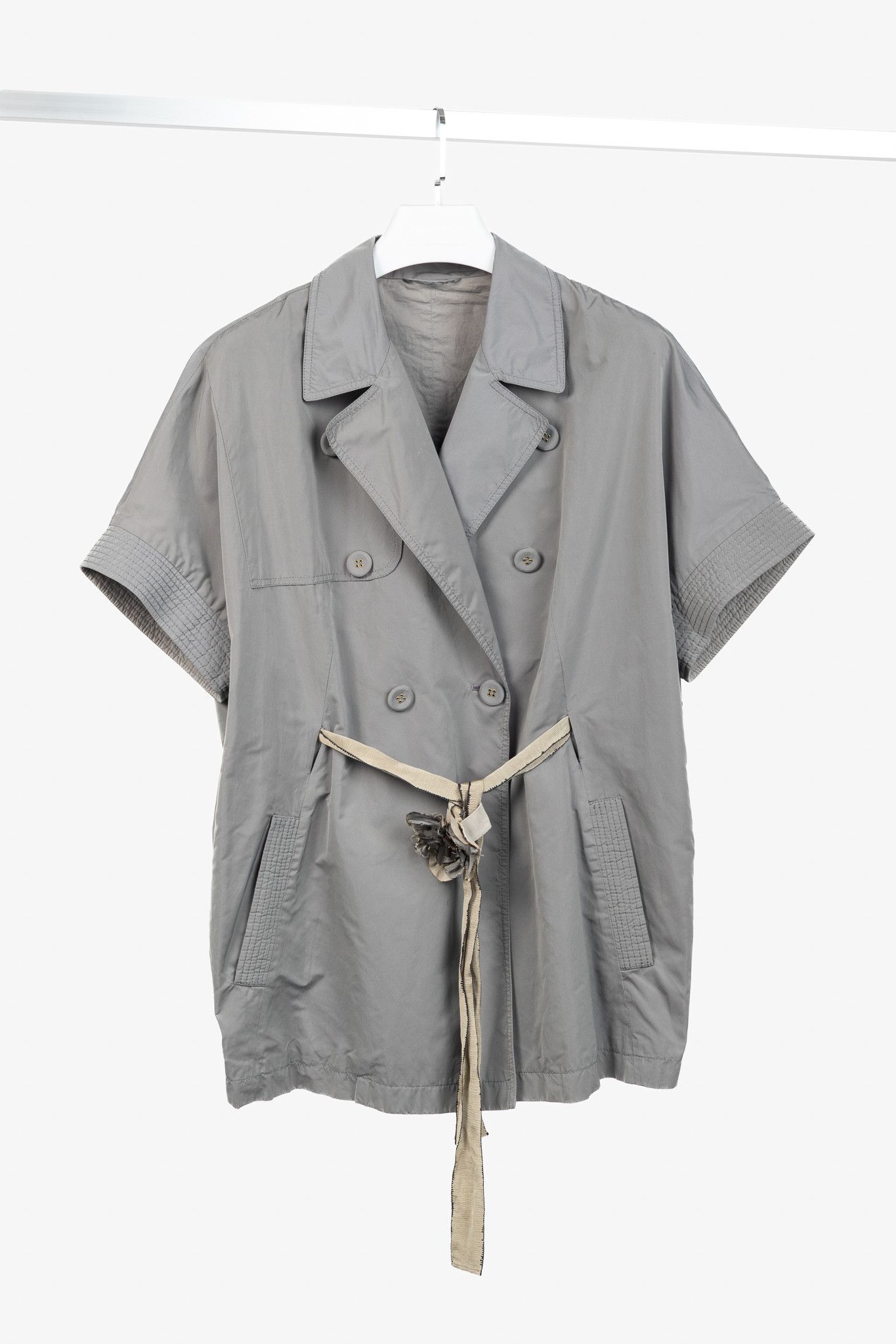 Brunello Cucinelli Brunello Cucinelli Rosette-Belt Short-Sleeve Jacket Size XXL / US 16-18 / IT 52-54 - 1 Thumbnail