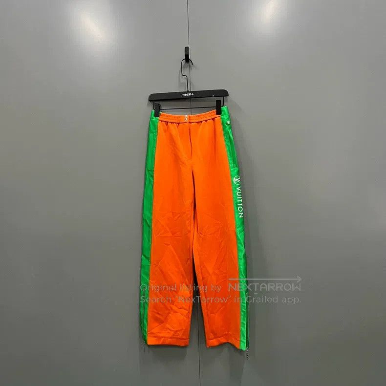 Louis Vuitton Louis Vuitton Side striped logo printed trousers Size US 36 / EU 52 - 1 Thumbnail