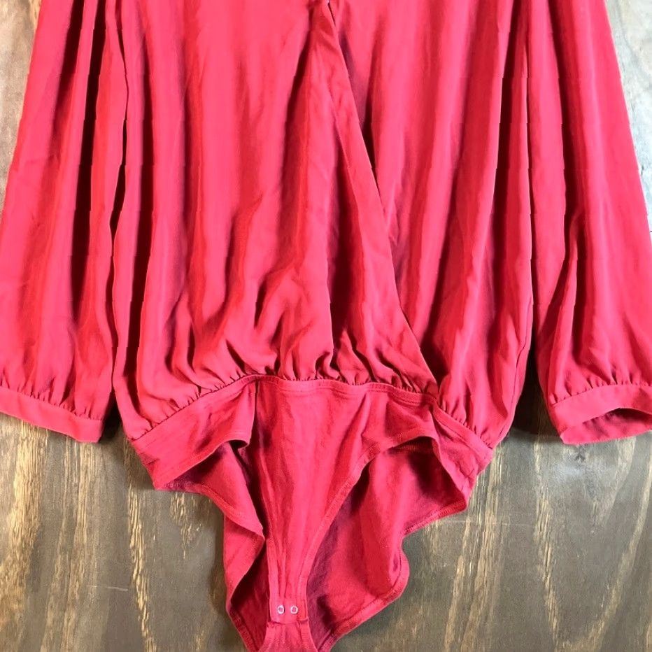 Loft LOFT Womens Bodysuit Blush Red V Neck Long Sleeve Sheer Stretch Large Size L / US 10 / IT 46 - 3 Thumbnail