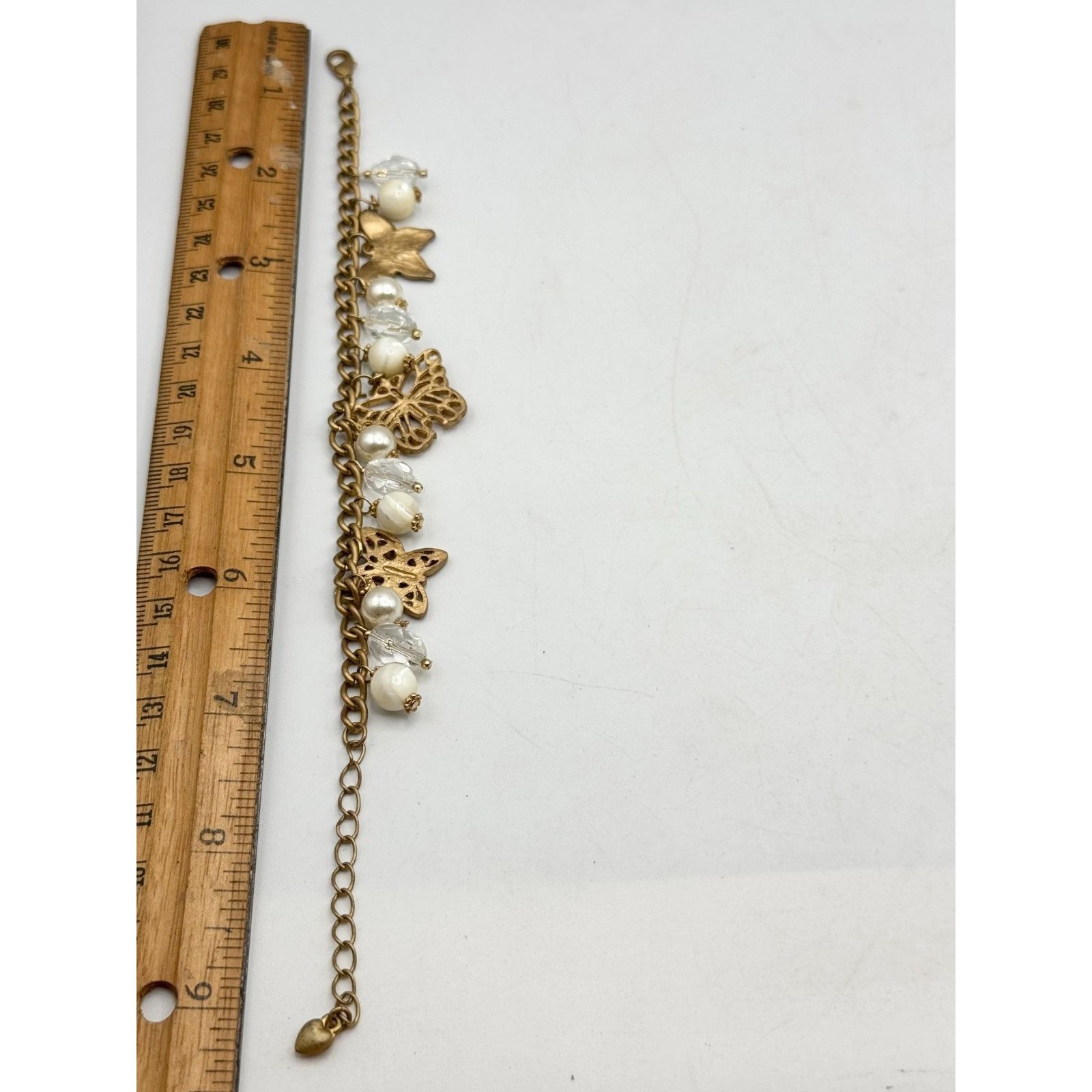 Vintage Vintage gold butterfly crystal pearl charm bracelet Size ONE SIZE - 4 Thumbnail
