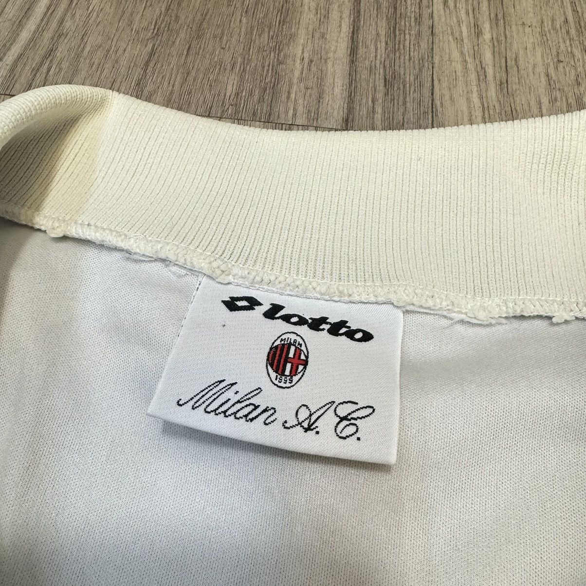 Lotto Sport AC Milan 93/94 vintage away shirt Size US L / EU 52-54 / 3 - 5 Thumbnail