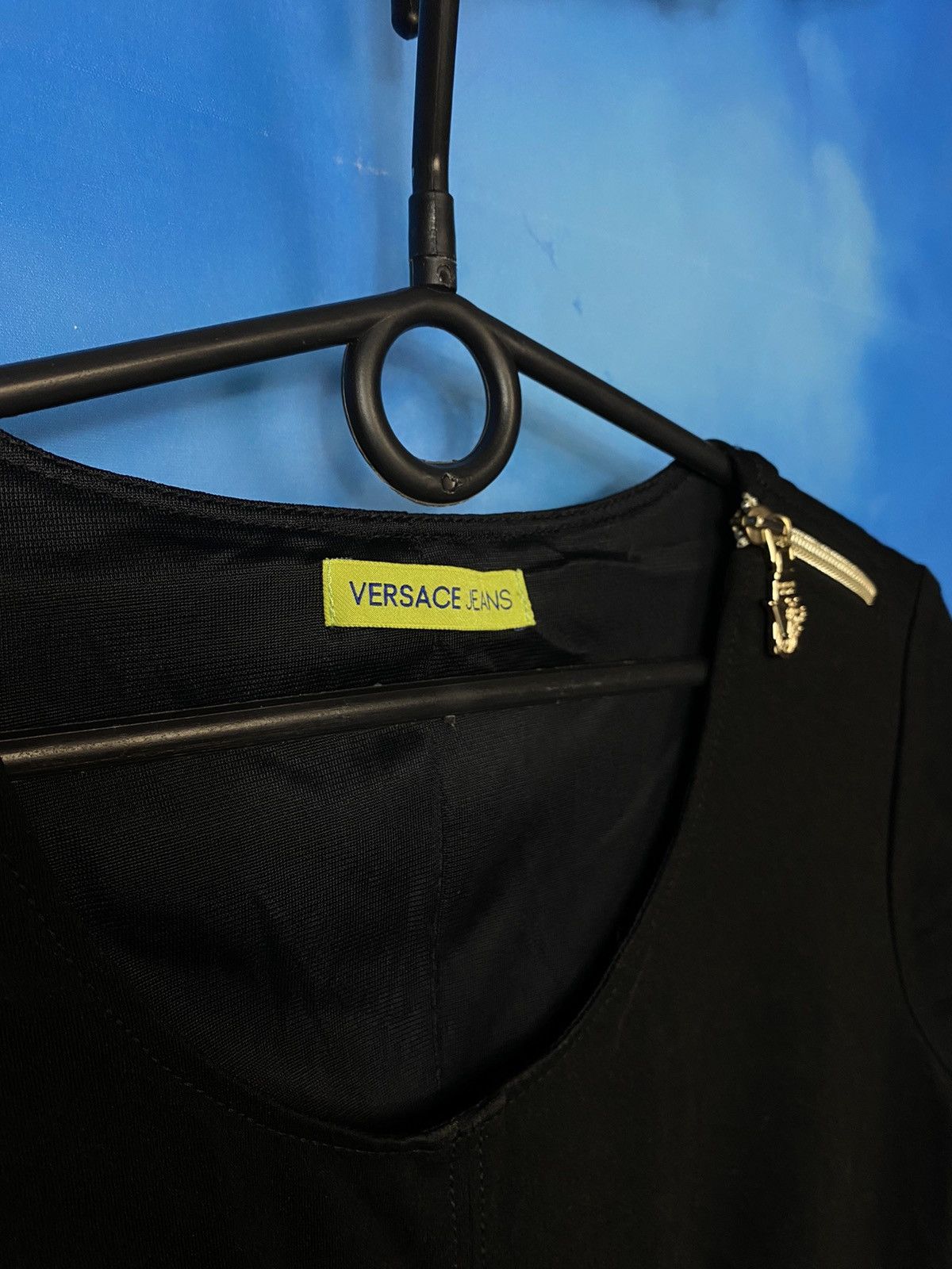 Versace 🔥 VERSACE MIDI DRESS WITH METAL BELT Size M / US 6-8 / IT 42-44 - 4 Thumbnail