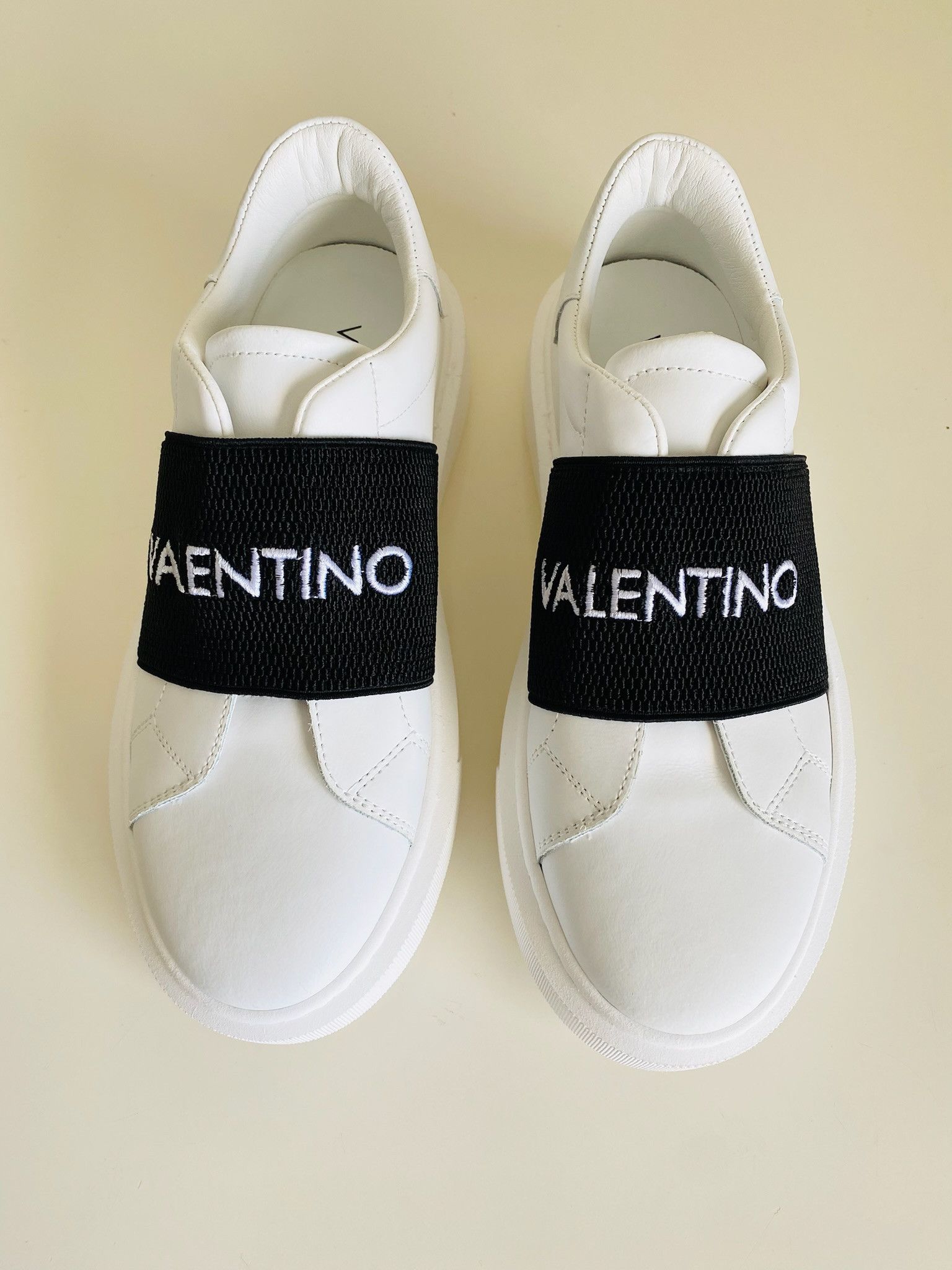 Mario Valentino Mario Valentino White Leather Logo Band Sneakers Size US 6.5 / IT 36.5 - 7 Thumbnail