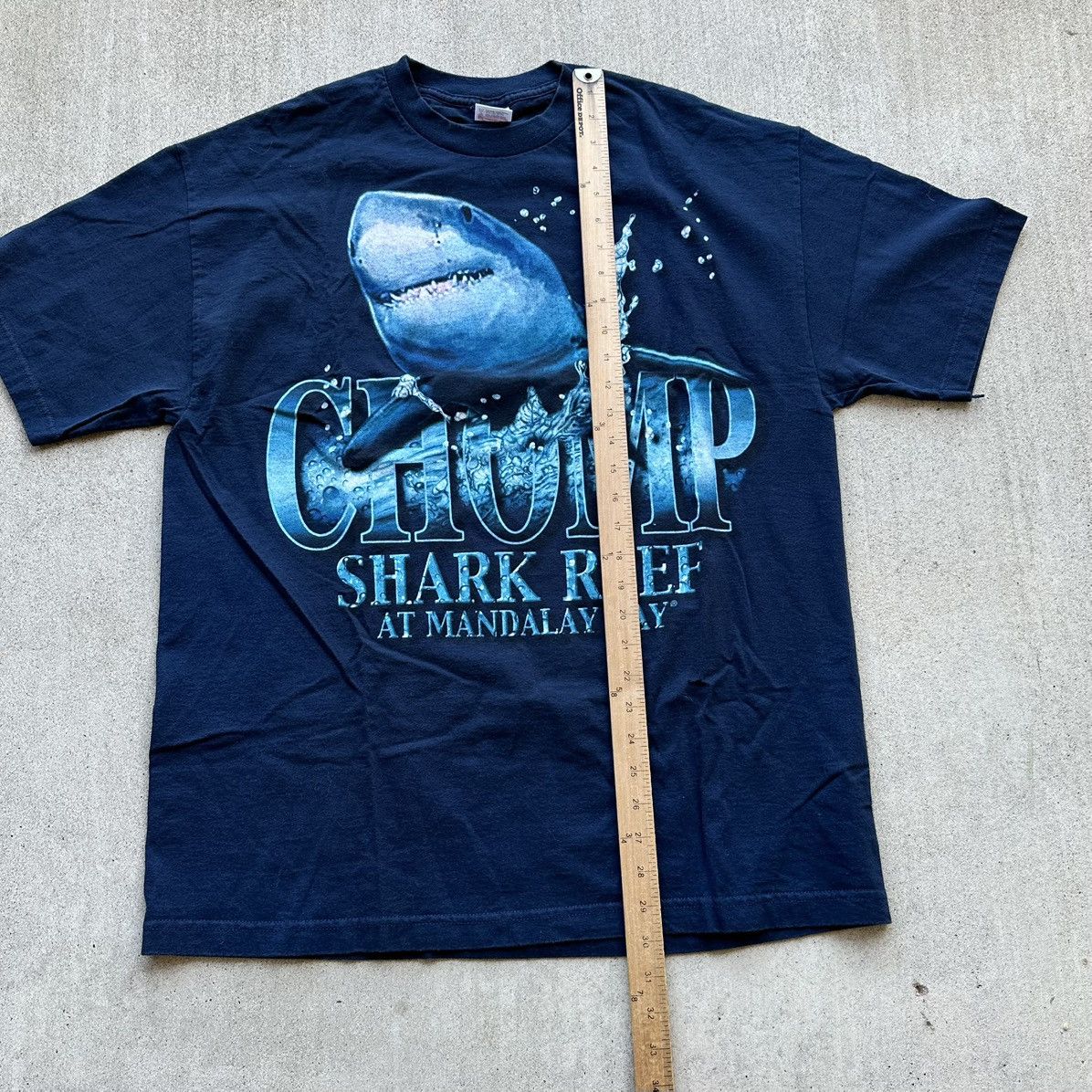 Vintage Vintage 90s Shark Reef T shirt Chomp Size XL blue Aquarium Size US XL / EU 56 / 4 - 5 Thumbnail