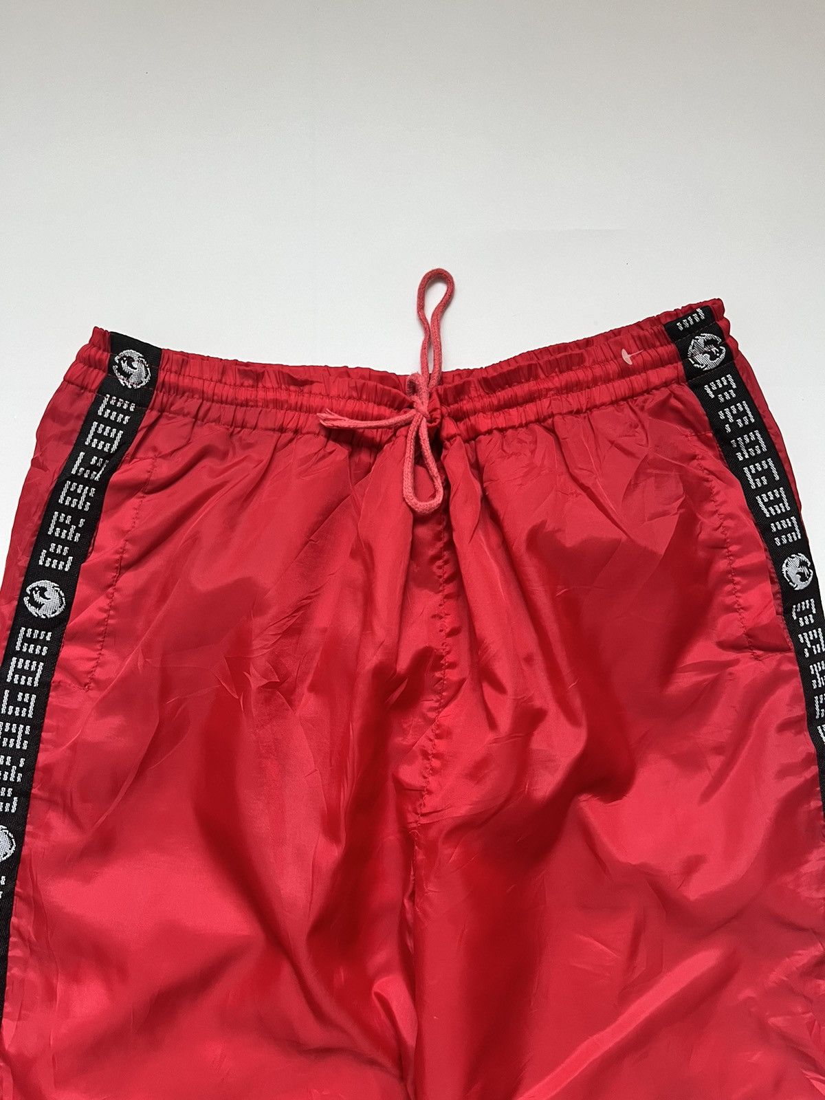 Blind Skateboards × Dogtown 1990s Dragon Skateboard Sidetape Pants Size US 32 / EU 48 - 3 Thumbnail