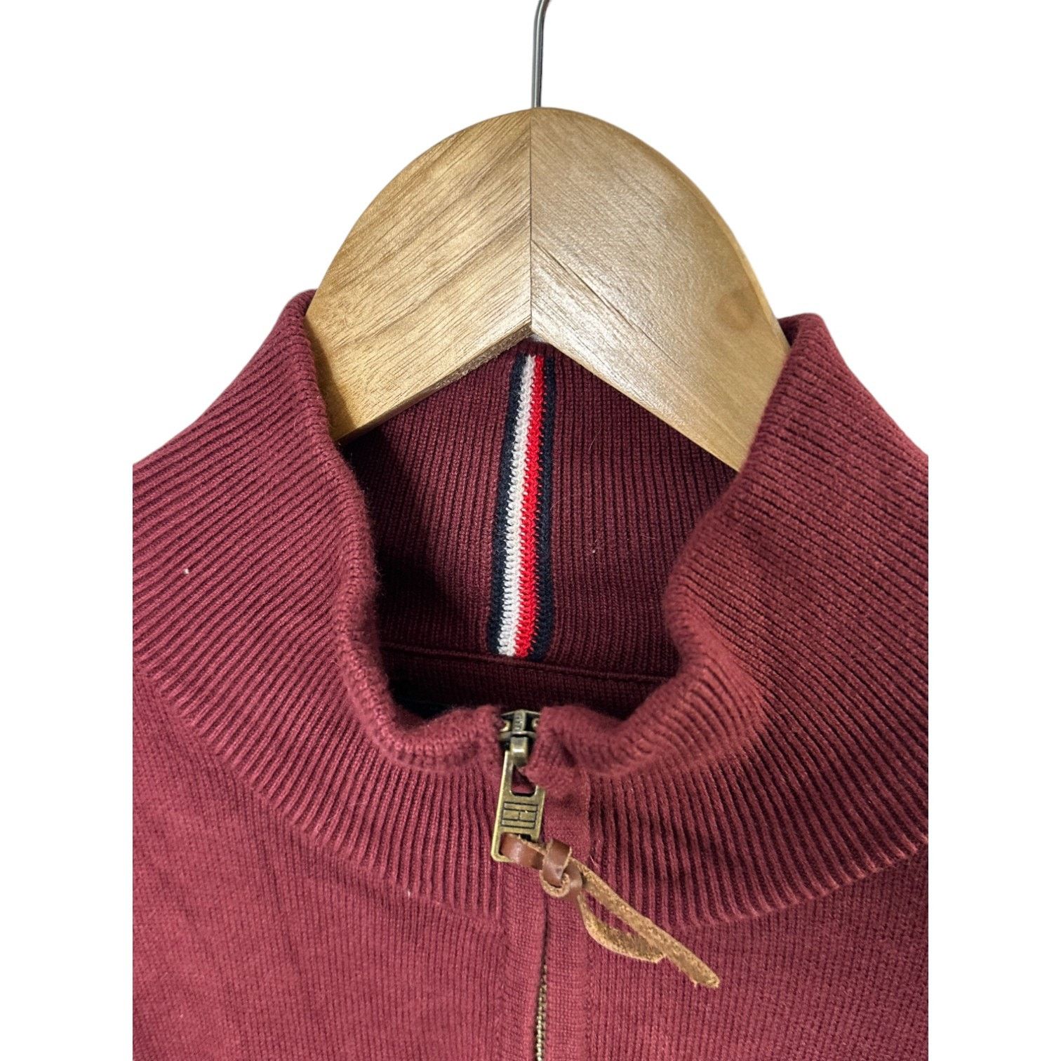 Tommy Hilfiger Tommy Hilfiger Maroon 1/4 Zip Long Sleeve Pullover Size L Size US L / EU 52-54 / 3 - 4 Thumbnail