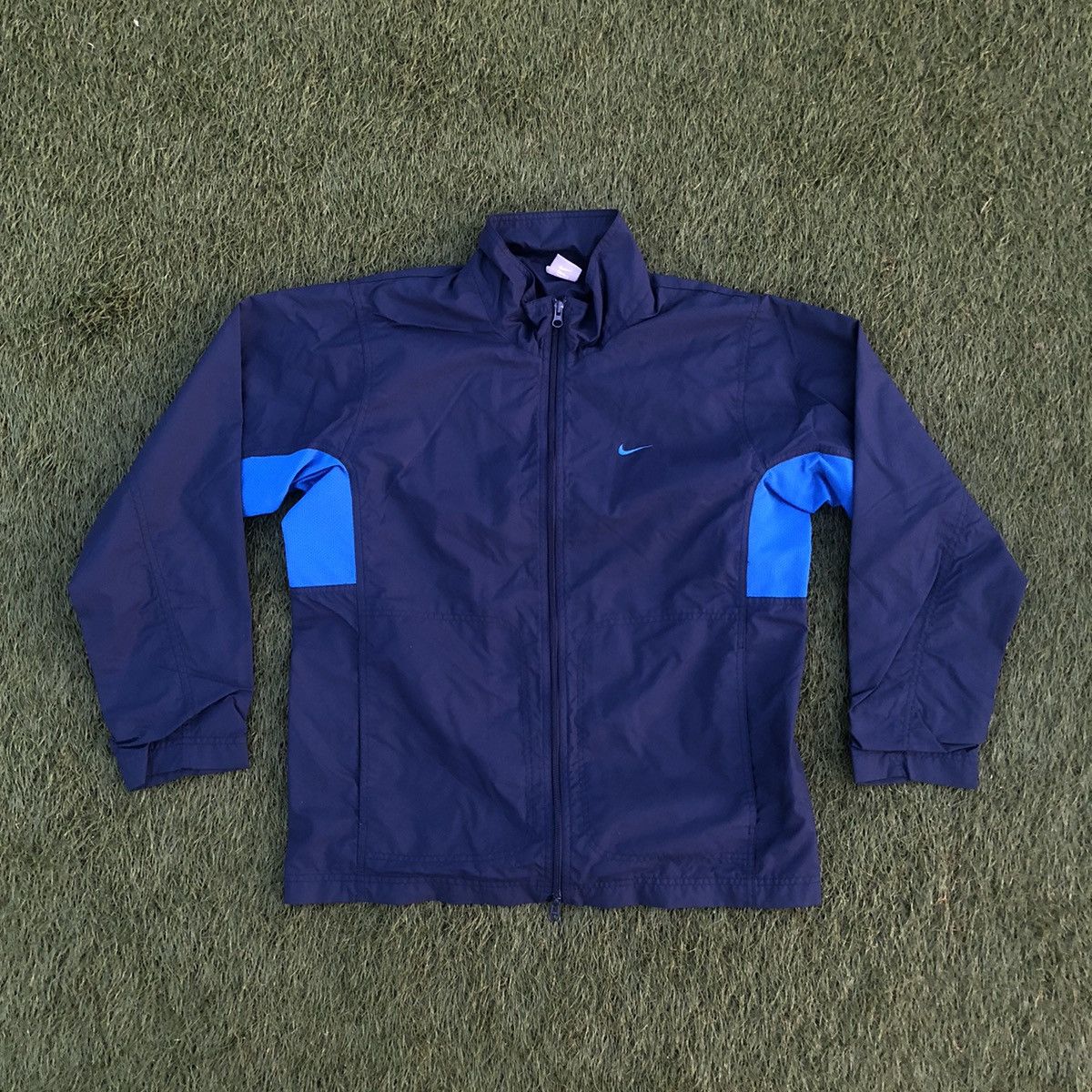 Umbro × Vintage Nike light weight/ wind breaker jacket Size US M / EU 48-50 / 2 - 2 Thumbnail