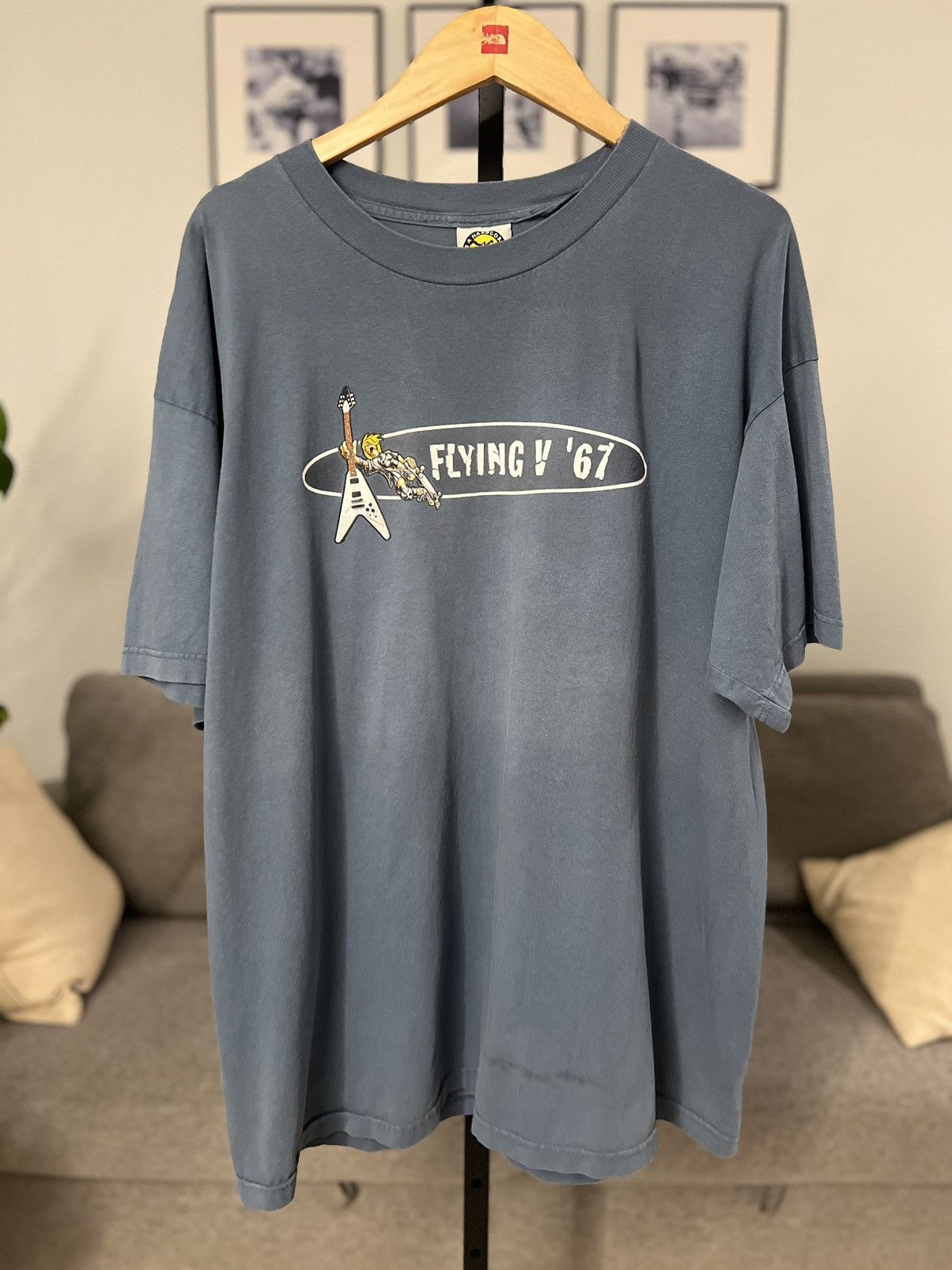 Band Tees × Vintage Vintage 90s Gibson Flying V Guitar Skateboarder T Shirt Size US XXL / EU 58 / 5 - 2 Thumbnail