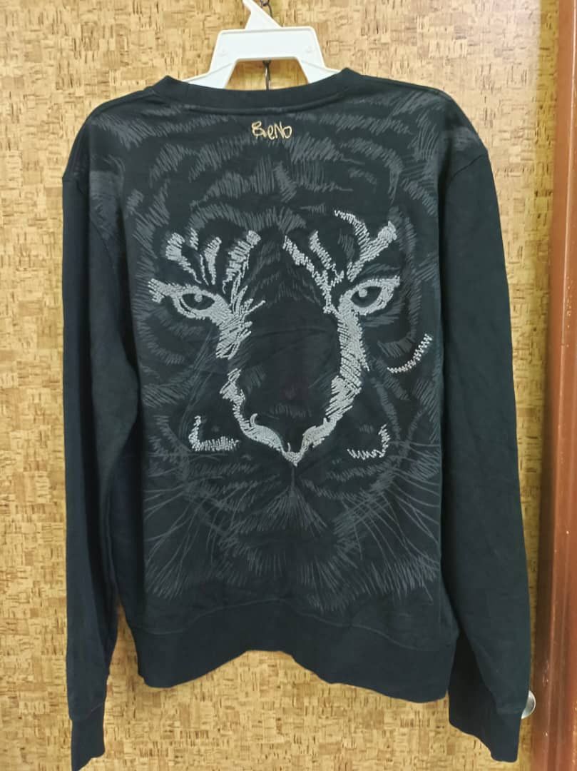 Designer × Japanese Brand Burando Eno Back Overprint/Emboidered Tiger Sweatshirt Size US XXL / EU 58 / 5 - 1 Thumbnail