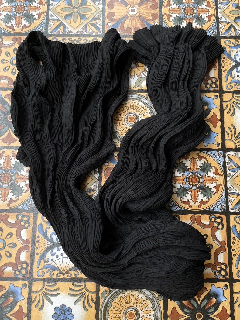 Issey Miyake Issey Miyake size:2 Black main line twisted pleated dress Size XS / US 0-2 / IT 36-38 - 5 Thumbnail