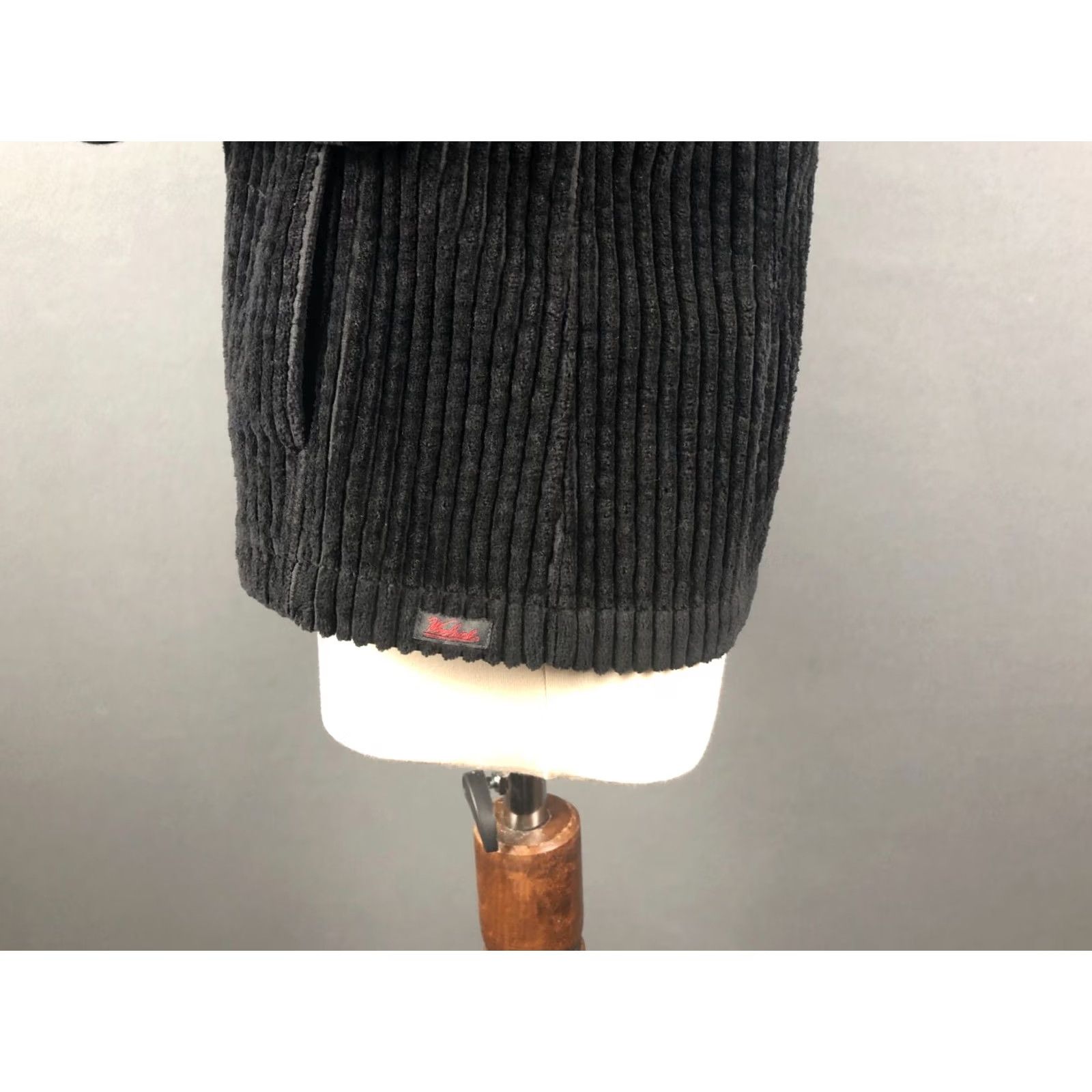 Vintage Woolrich Corduroy Full Zip Jacket Cotton Women's M Black Size M / US 6-8 / IT 42-44 - 7 Thumbnail
