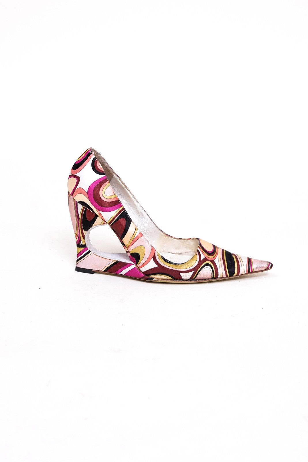 Emilio Pucci Emilio Pucci Printed Fabric Pumps 39.5 Size US 8.5 / IT 38.5 - 2 Thumbnail