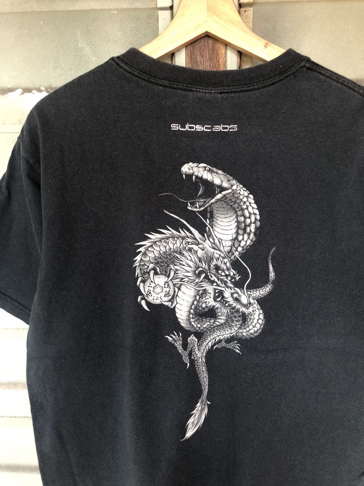 Vintage Vintage 90's Cobra x Dragon Shirt Tee Size US M / EU 48-50 / 2 - 2 Thumbnail