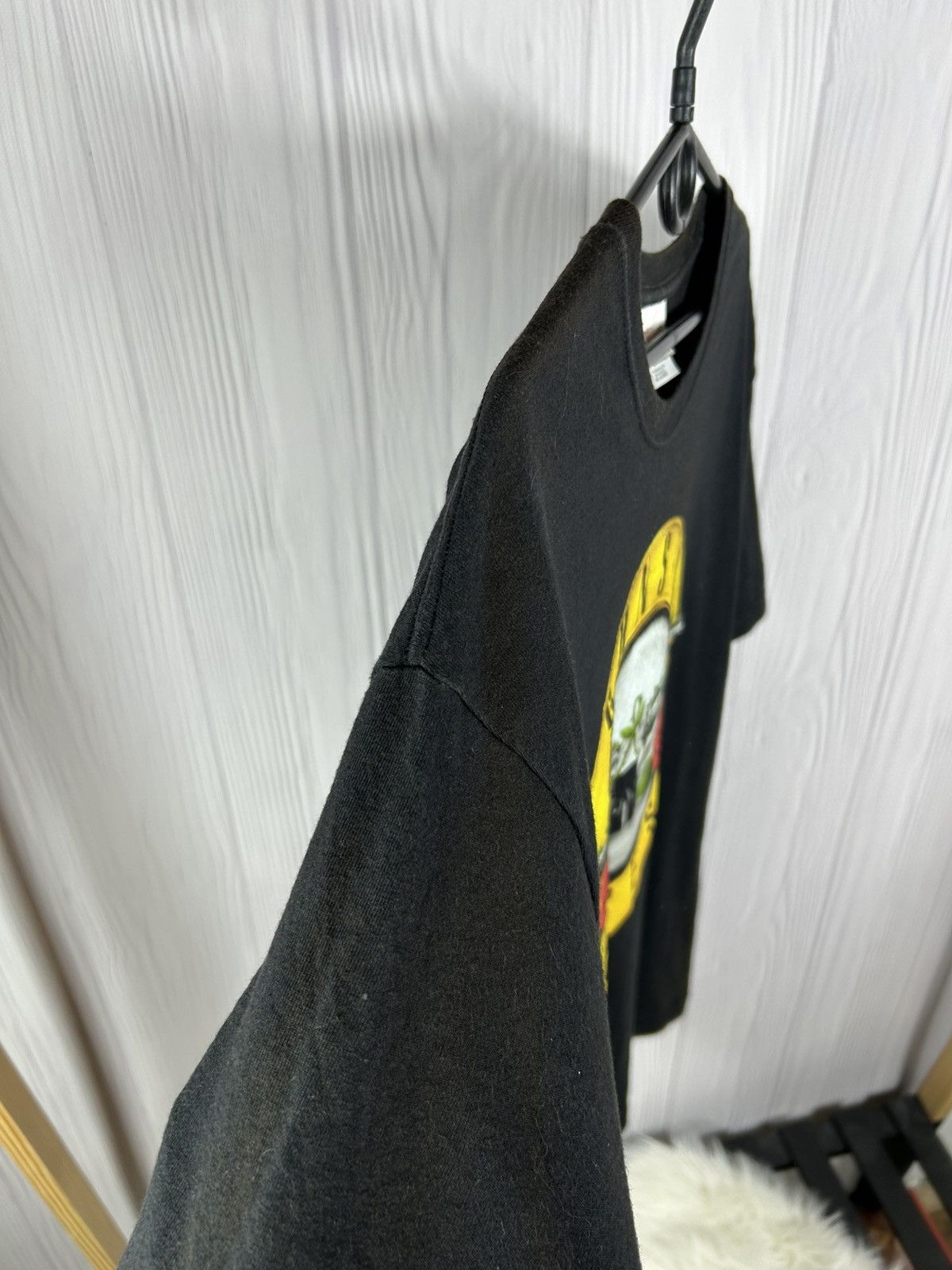 Band Tees Vintage 2004 Guns N Roses Band T-Shirt Size L Faded Size US L / EU 52-54 / 3 - 10 Thumbnail