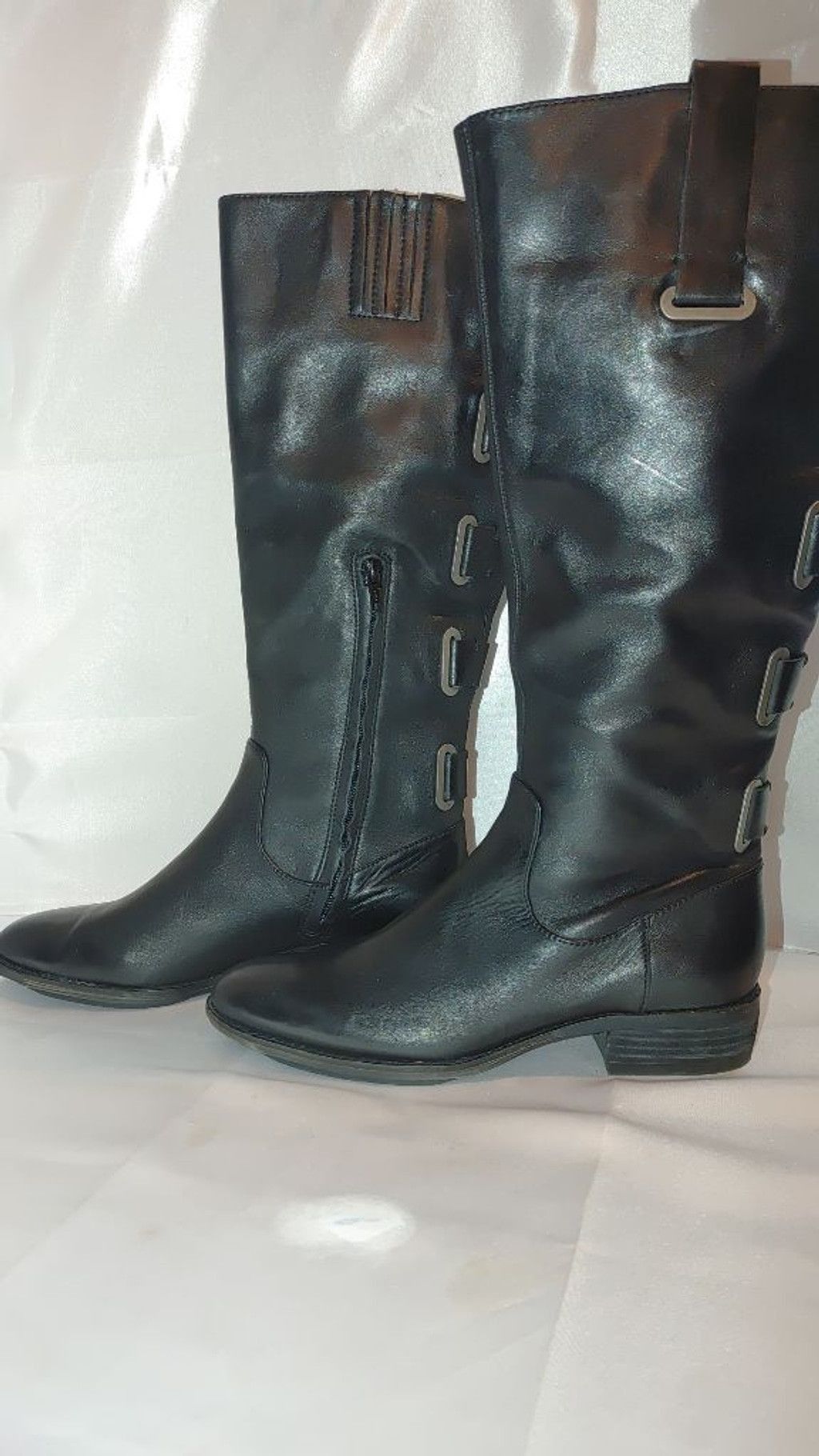 Aritzia Arturo Chiang Elsie Leather Moto Boots Size 7.5M NWOB Size US 7.5 / IT 37.5 - 3 Thumbnail