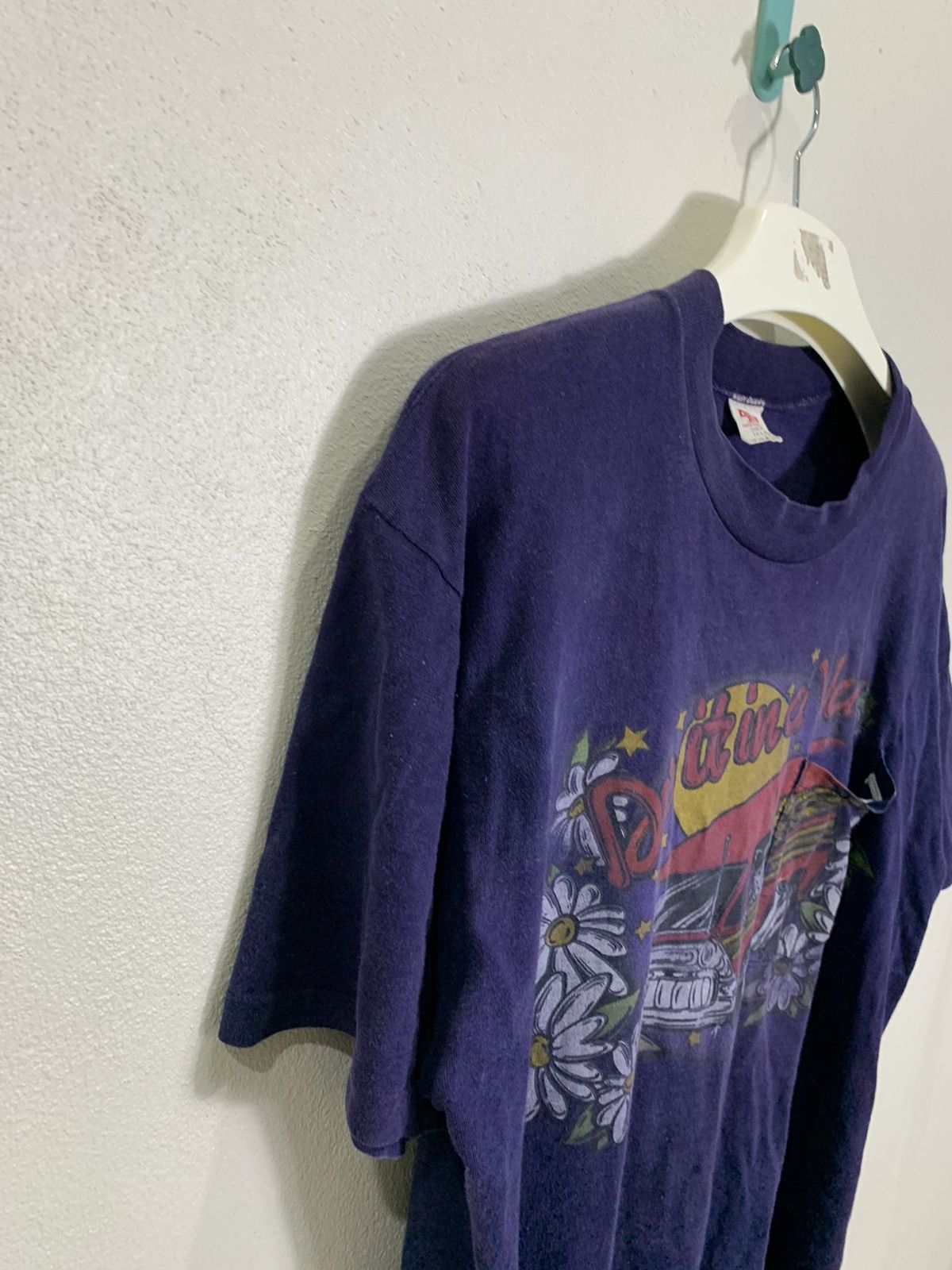Vintage Vintage 80’s Single pocket t-shirt Size US XL / EU 56 / 4 - 5 Thumbnail