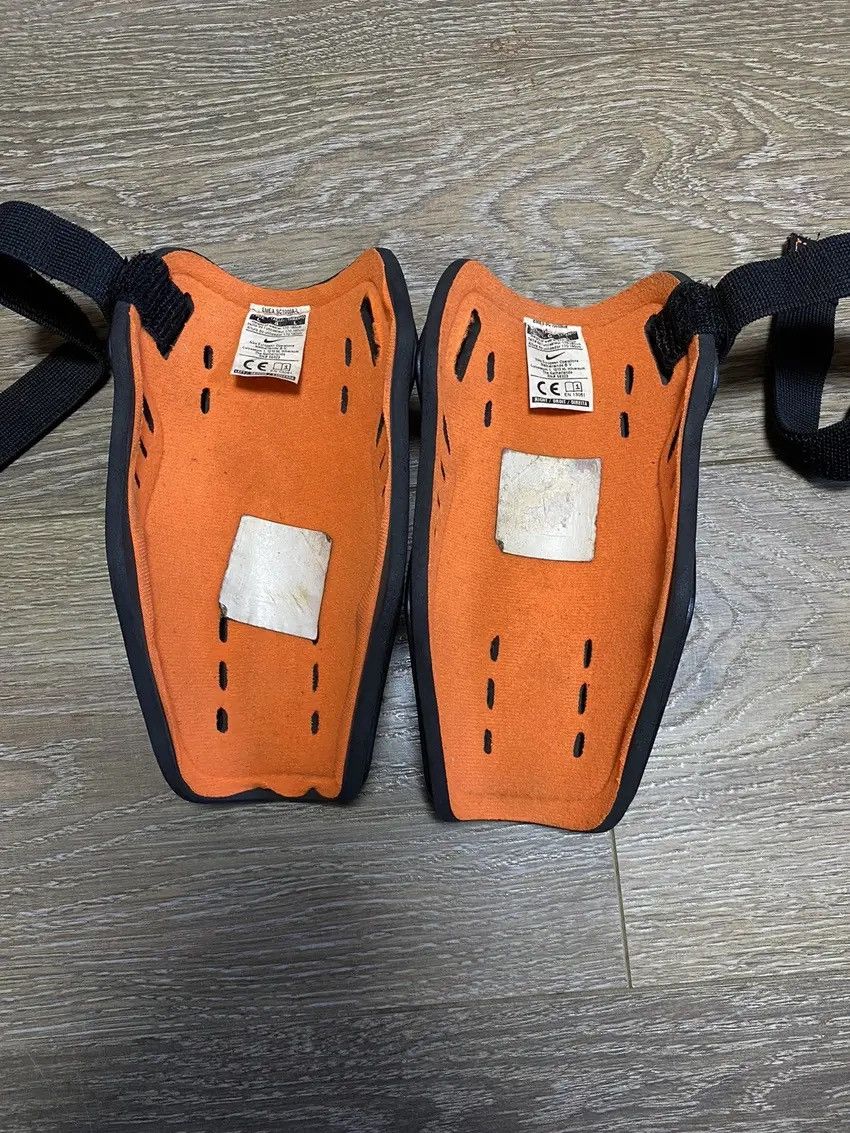 Nike × Vintage VTG Nike Total 90 Soocer Shields Size L Rare Black/Orange Size ONE SIZE - 10 Thumbnail