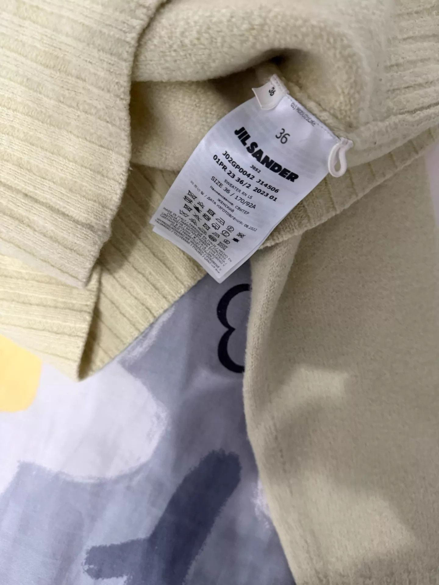 Jil Sander Jil Sander Cream Yellow Short Sweater & Scarf Set 9/10 Size XS / US 0-2 / IT 36-38 - 5 Thumbnail