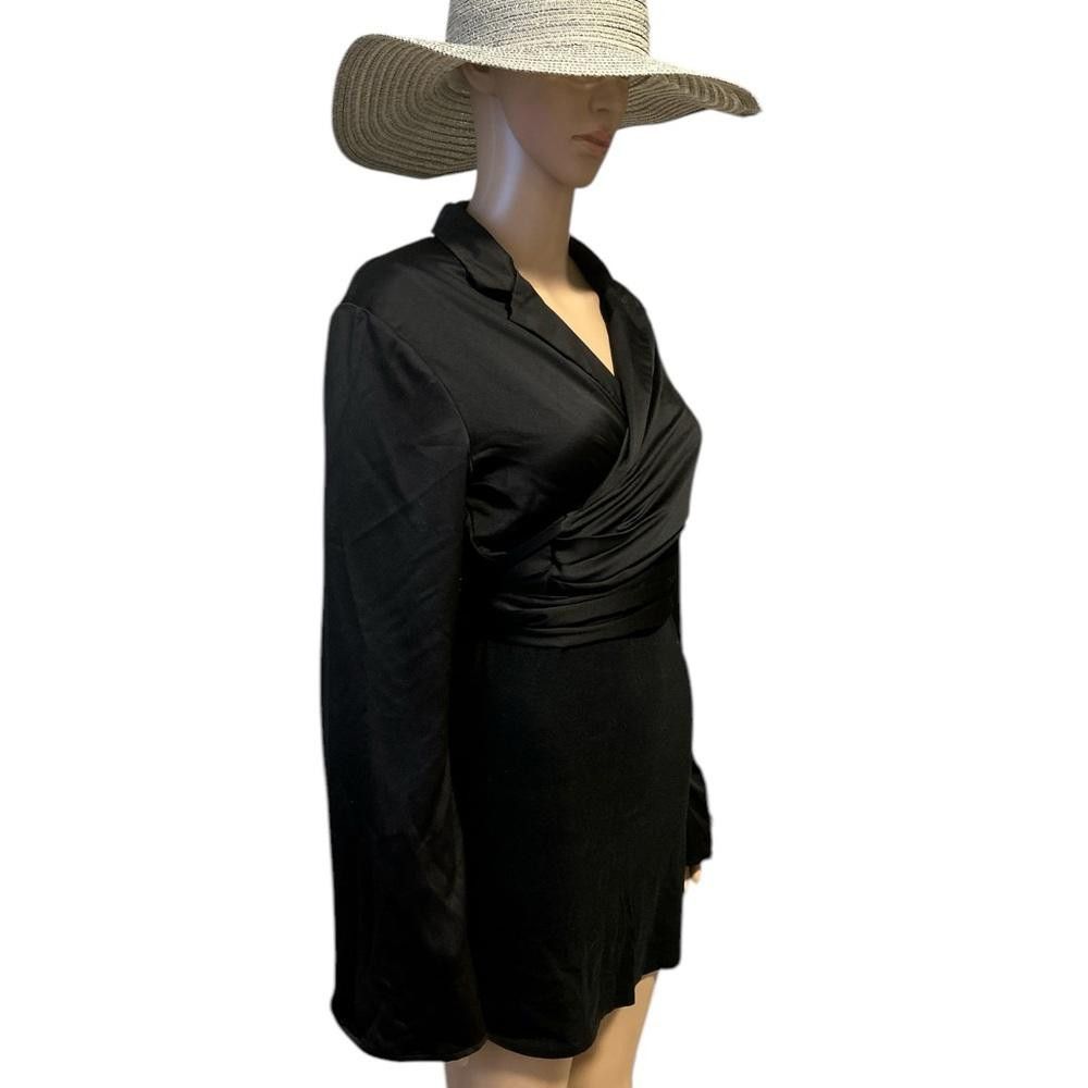 Designer Dynamite Black Satin Wrap around top size L Size L / US 10 / IT 46 - 2 Thumbnail