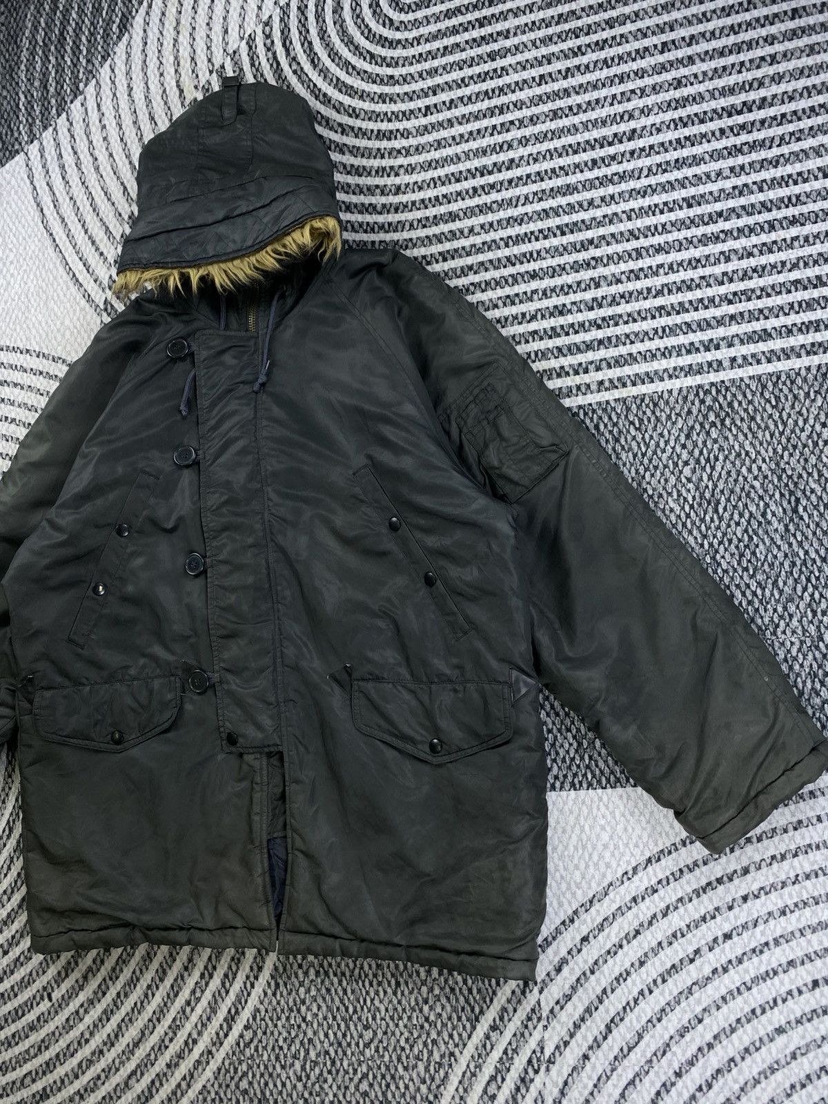 Avirex Vintage Avirex Fur Parka Military Jacket Size US XL / EU 56 / 4 - 5 Thumbnail