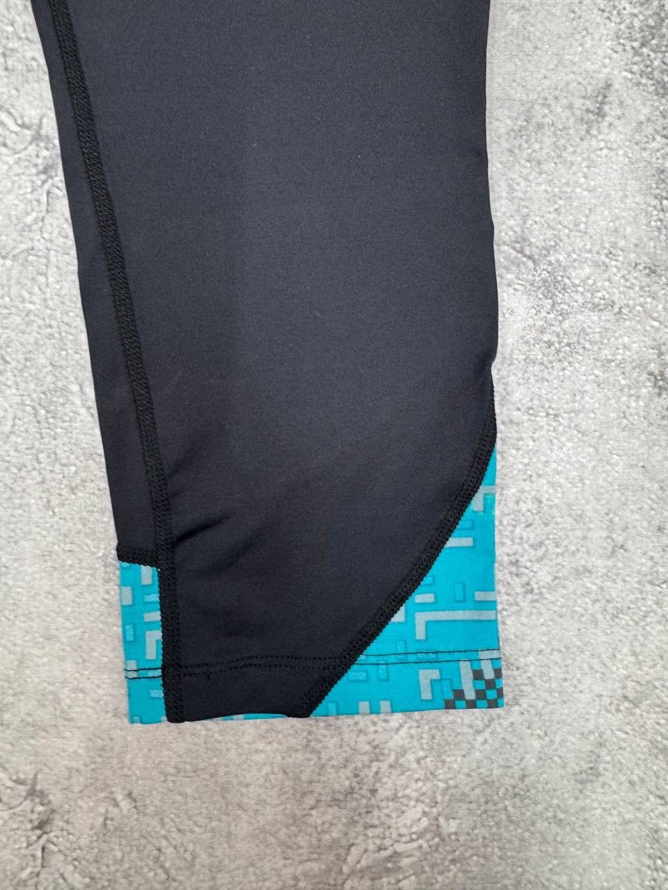 Asics Asics Women NWT Race Knee Tight Capri Leggings Running Black Size 24" / US 00 / IT 34 - 2 Thumbnail