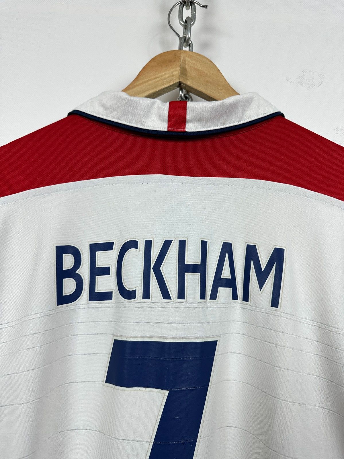 Umbro 2004 Umbro England David Beckham World Cup Soccer Jersey Size US L / EU 52-54 / 3 - 14 Thumbnail
