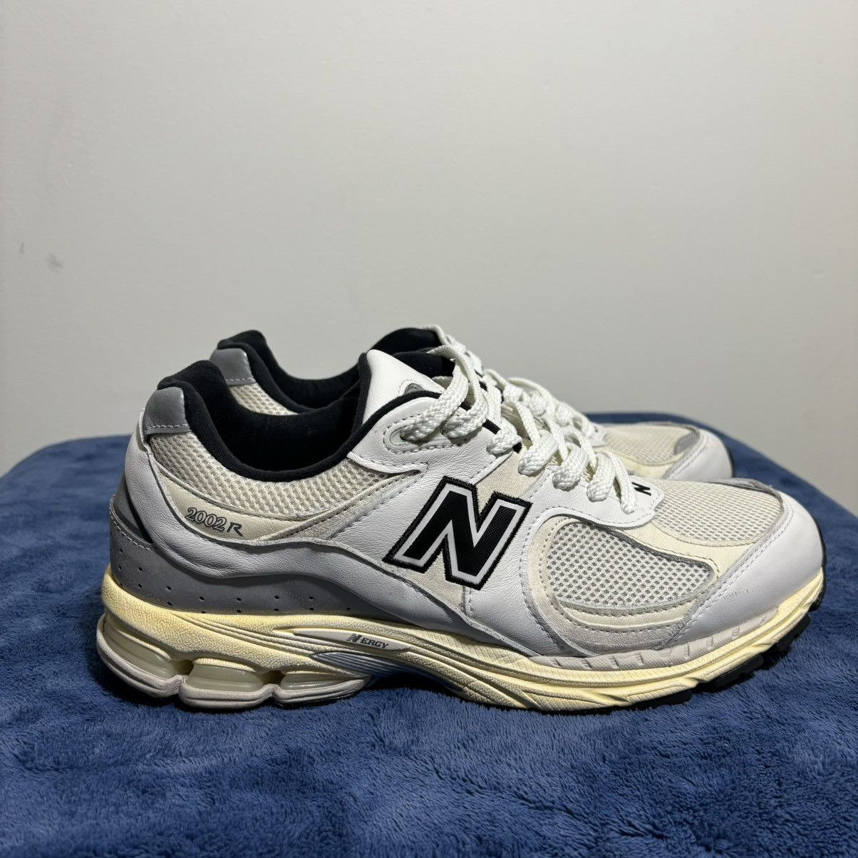 New Balance × thisisneverthat New Balance 2002R Thisisneverthat Size 9.5 Size US 9.5 / EU 42-43 - 3 Thumbnail