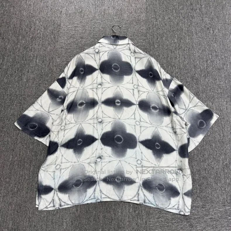 Other Louis Vuitton Ink Floral Silk Short Sleeve. Size US XL / EU 56 / 4 - 2 Thumbnail