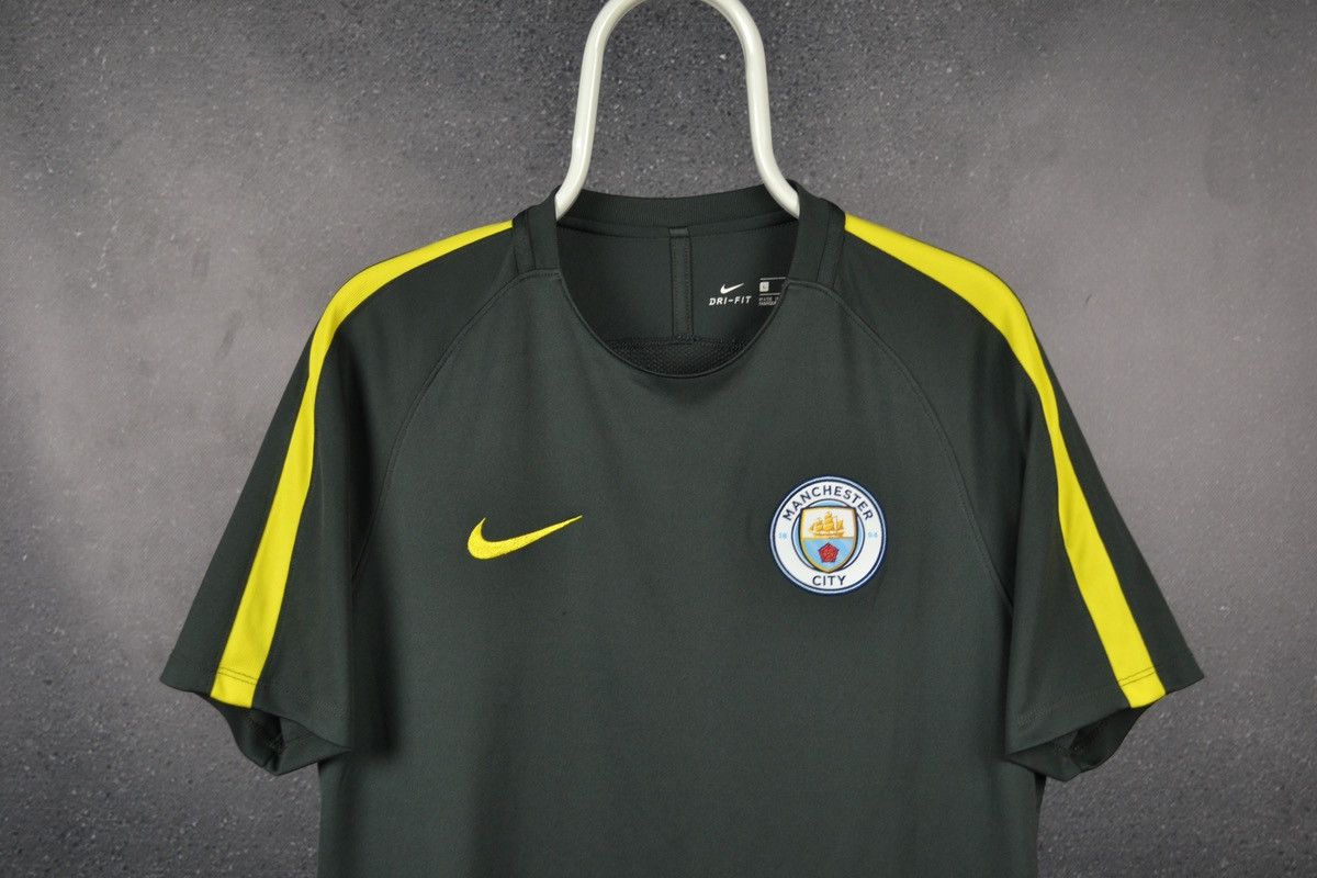 Nike Manchester City Training Football Shirt Nike Soccer Jersey Size US L / EU 52-54 / 3 - 3 Thumbnail