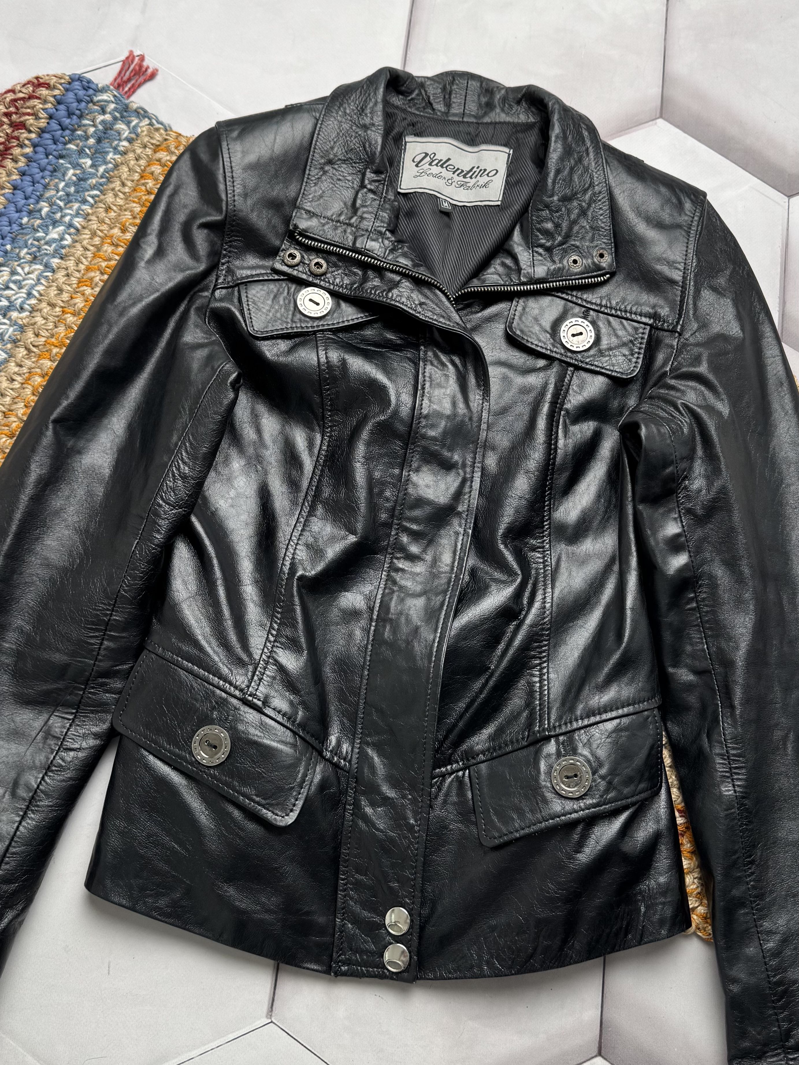 Vintage Vintage Cropped Leather Jacket (E4) Size M / US 6-8 / IT 42-44 - 2 Thumbnail