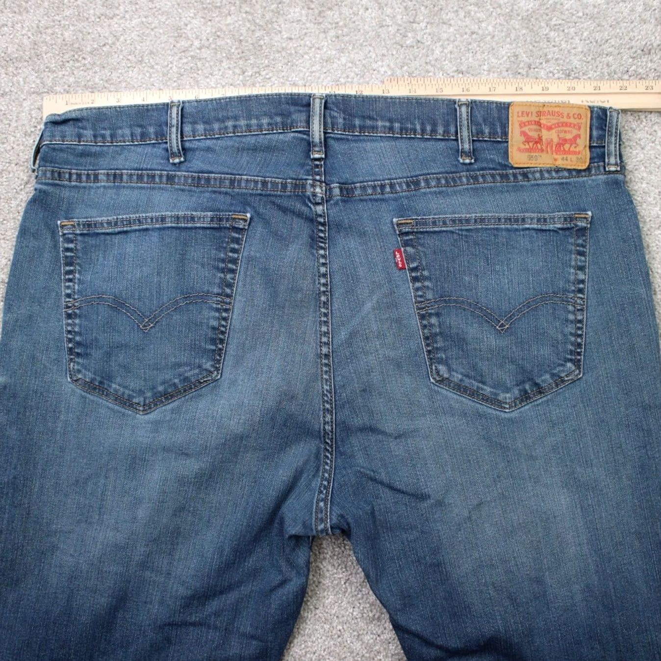 Levi's Levi's 559 Jeans Mens 44x30 Blue Relaxed Straight Leg 5-Pocket Denim 100% Cotton Size US 44 / EU 60 - 6 Thumbnail