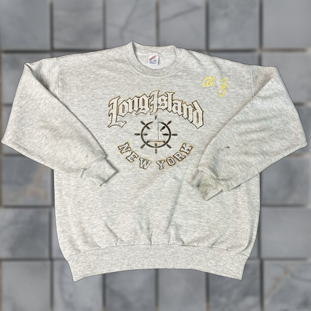 Jerzees VINTAGE Jerzees Long Island Sweatshirt Mens XL Gray 90s Retro USA Graphic Print Pullover Crew Neck Sweatshirt Size US XL / EU 56 / 4 - 1 Thumbnail