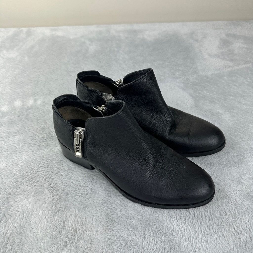 3.1 Phillip Lim 3.1 Phillip Lim Women's Size 5 US Alexa Black Leather Ankle Size US 5 / IT 35 - 1 Thumbnail