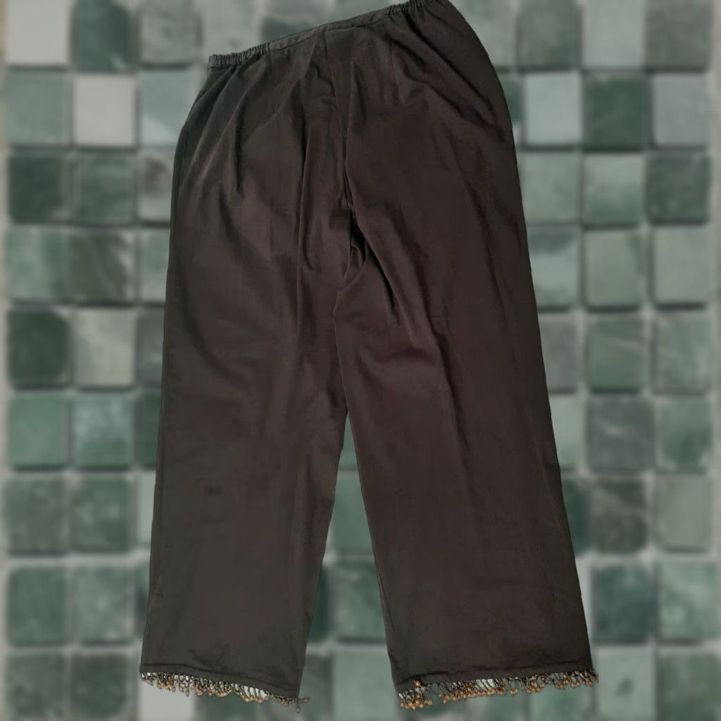 Vintage Dressbarn Women's Pants Capri Brown Beaded Slacks Size 10 Regular Inseam 23" Flat Front Pockets Belt Loops Elastic Waist Size 32" / US 10 / IT 46 - 1 Thumbnail