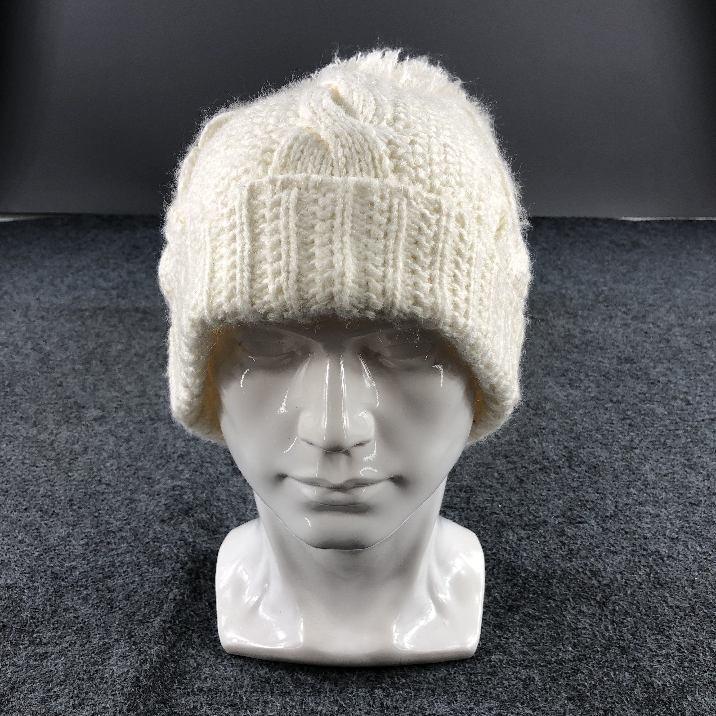 Vintage Angelic Cable Knit Bobble Beanie Snowcap Snow Hat B329 Size ONE SIZE - 2 Thumbnail