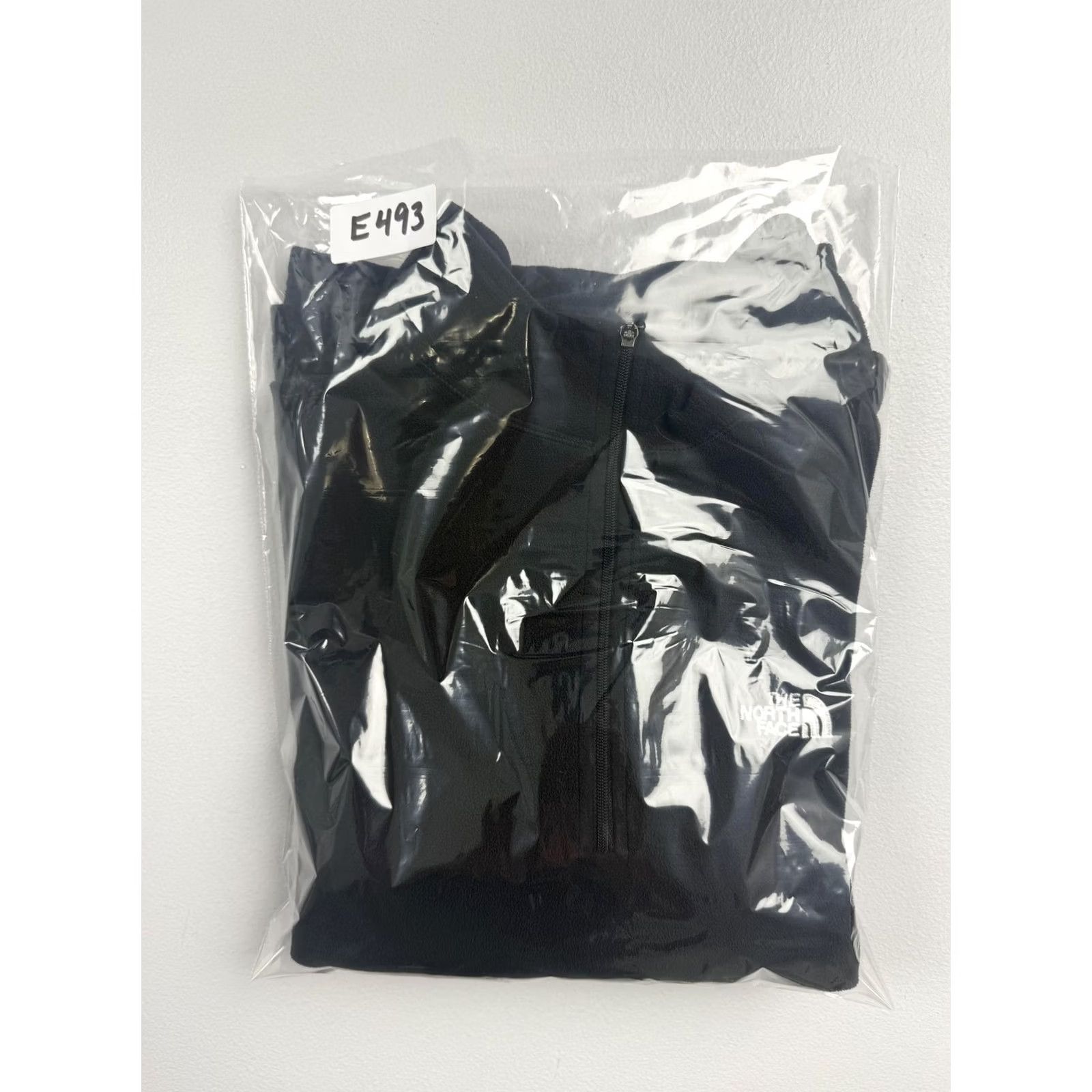 The North Face The North Face Pullover Mens M Black TKA 100 Fleece Quarter Zip Hiking Size US M / EU 48-50 / 2 - 8 Thumbnail