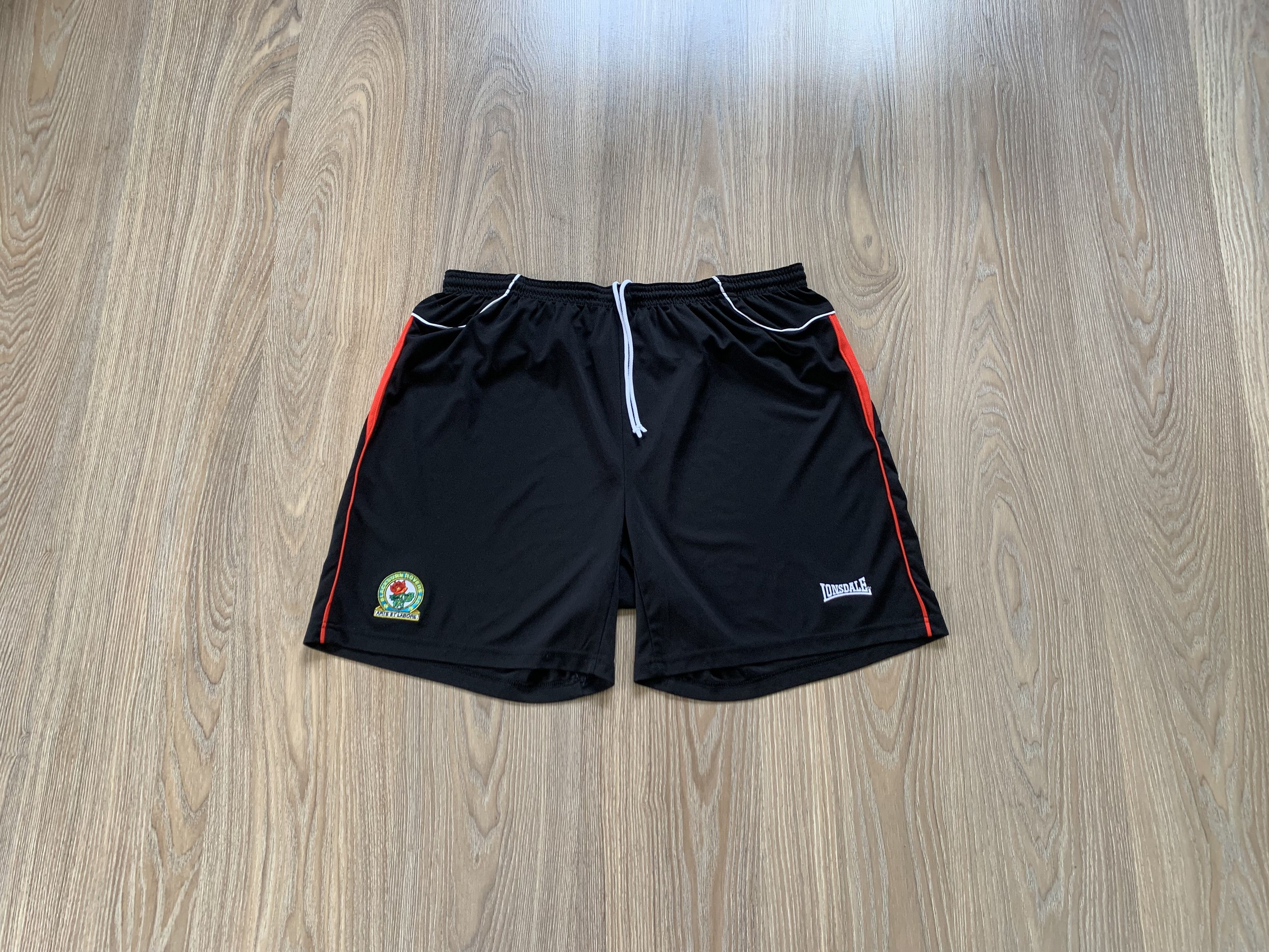Lonsdale Vintage Lonsdale Blackburn Rovers Soccer Shorts Size US XXL / EU 58 / 5 - 1 Thumbnail
