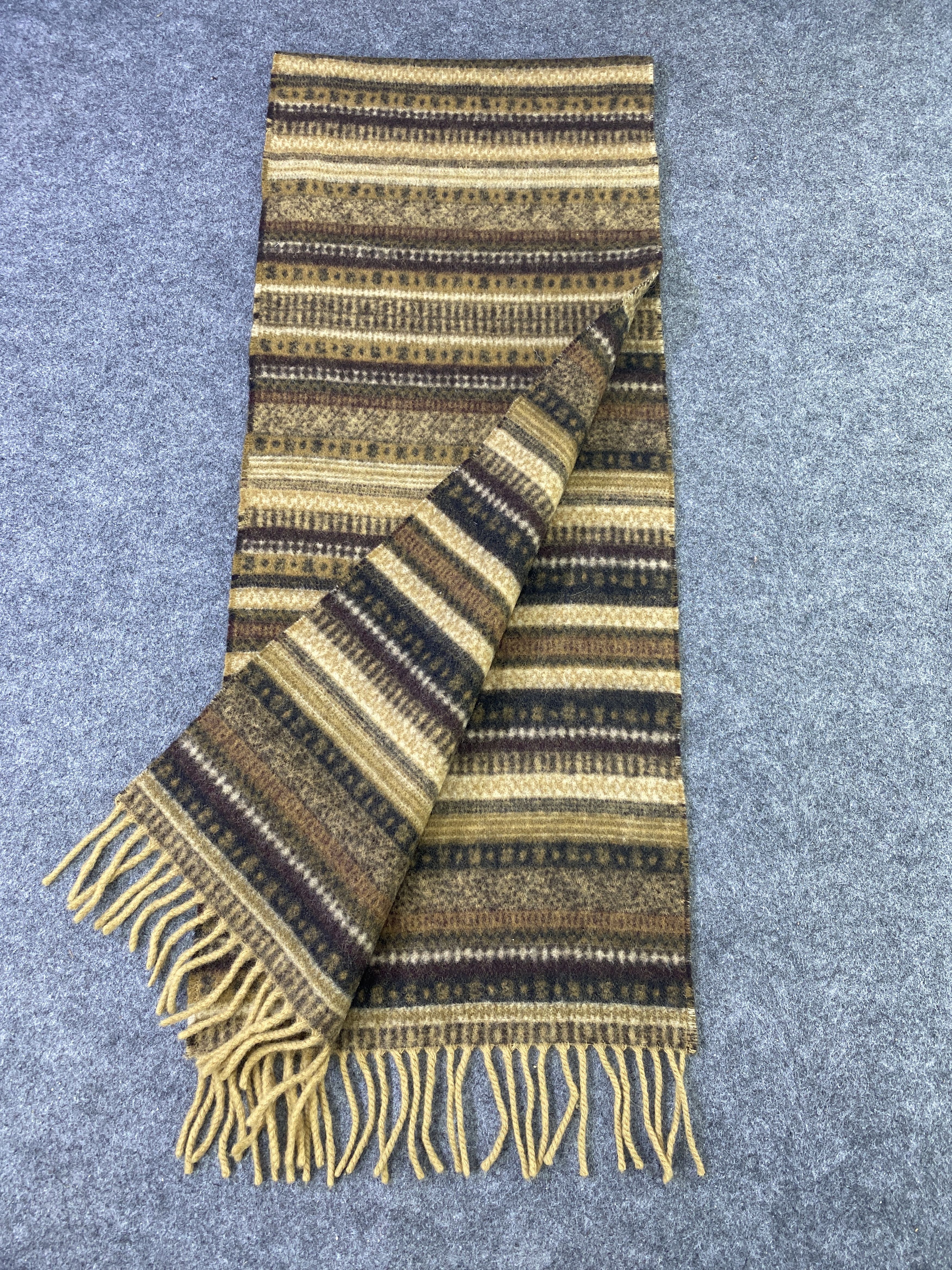 Johnstons Of Elgin Tie Rack Wool Scarf / Muffler / Neckwear -T690 Size ONE SIZE - 3 Thumbnail
