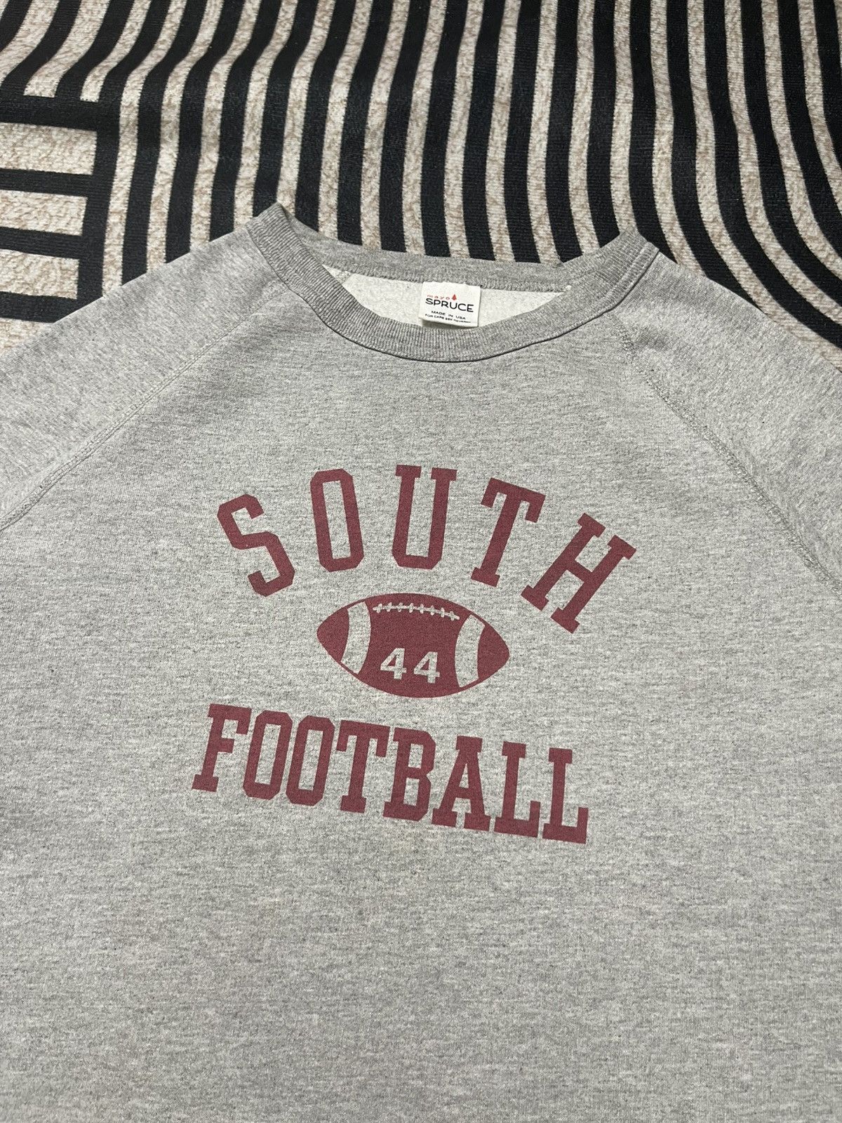 Vintage 70s MAYO SPRUCE “SOUTH FOOTBALL” CREWNECK RARE Size US L / EU 52-54 / 3 - 6 Thumbnail