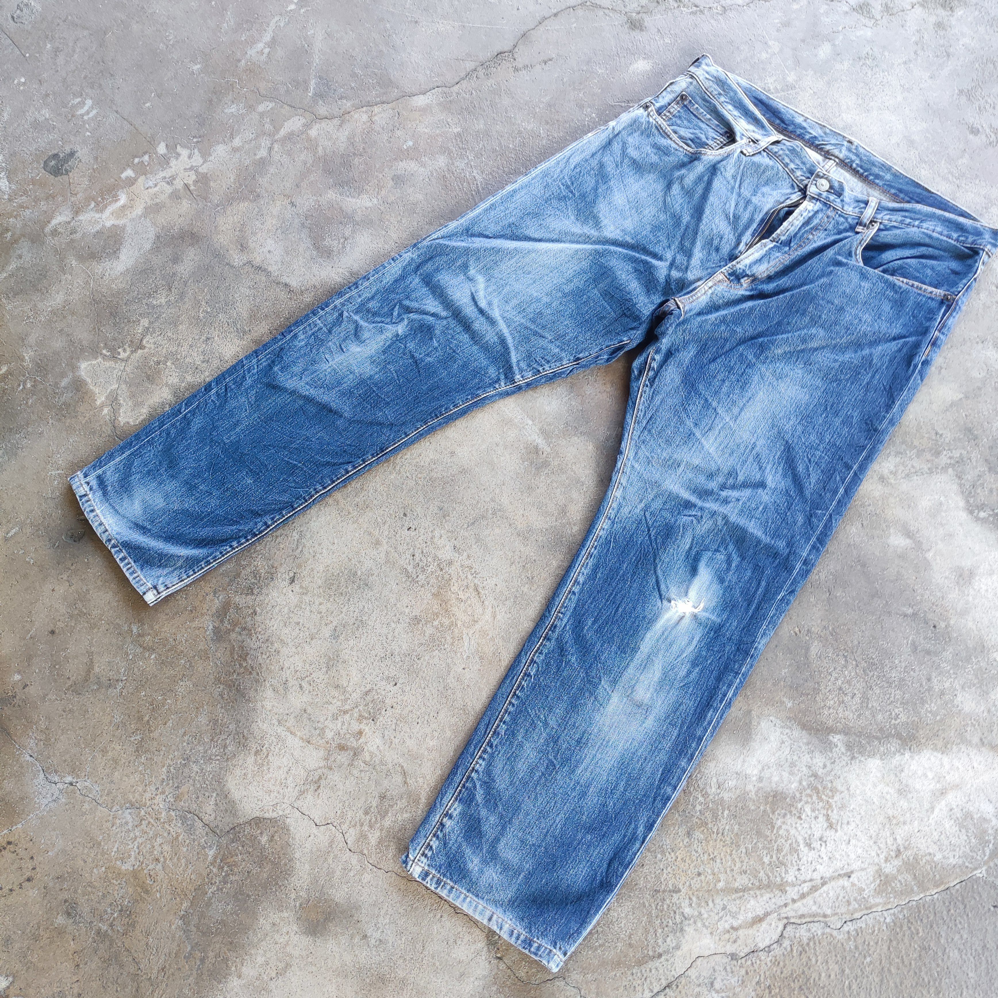 Japanese Brand Vintage GU Brand Buggy Jeans Ripped Faded Pants Size US 38 / EU 54 - 2 Thumbnail
