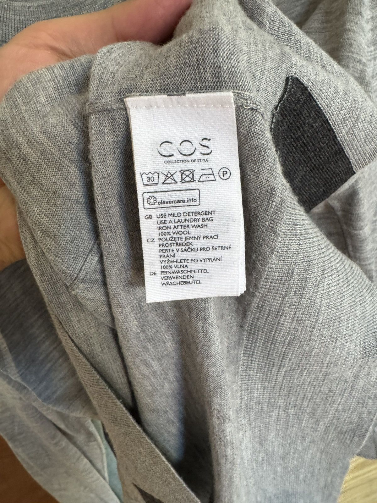 Cos COS grey contemporary sweater Size US M / EU 48-50 / 2 - 5 Thumbnail