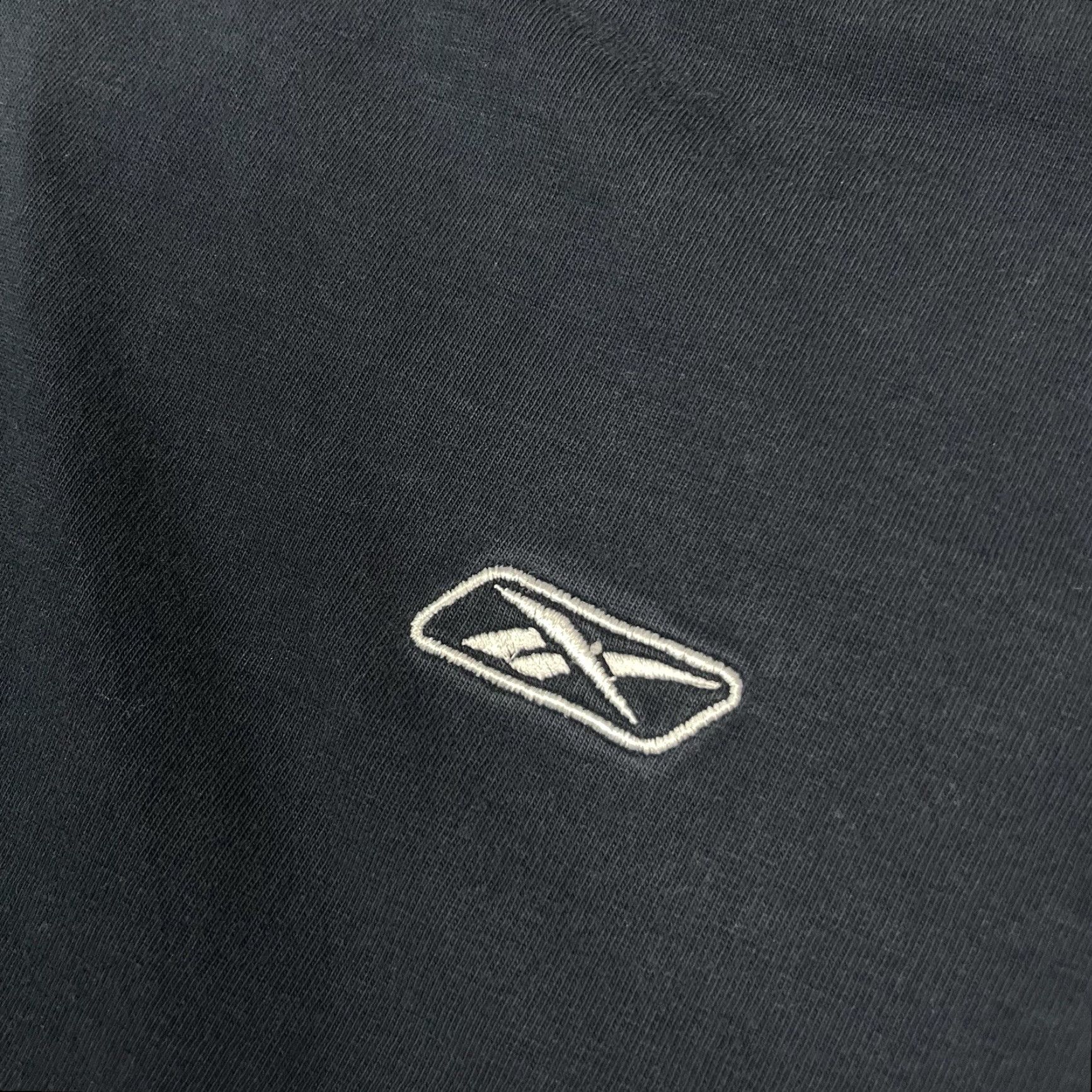 Reebok VINTAGE Reebok Sport T Shirt Mens XL Blue Embroidered 90s Retro Logo T-Shirt Size US XL / EU 56 / 4 - 4 Thumbnail