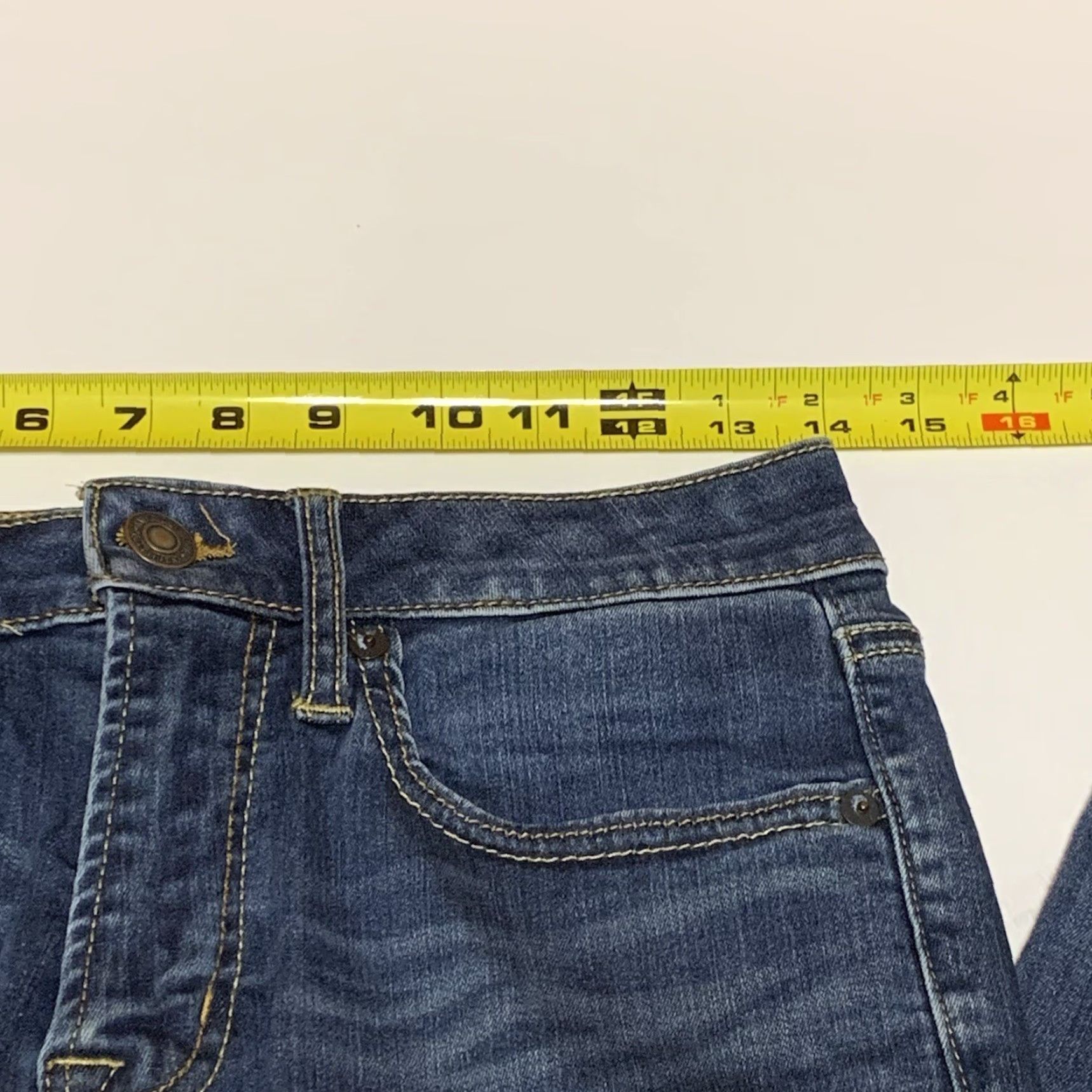 American Eagle Outfitters VINTAGE American Eagle Original Straight Jeans Mens 28x29 Blue Denim Cotton Blend Fade Lines Whiskers Pockets Size US 28 / EU 44 - 4 Thumbnail
