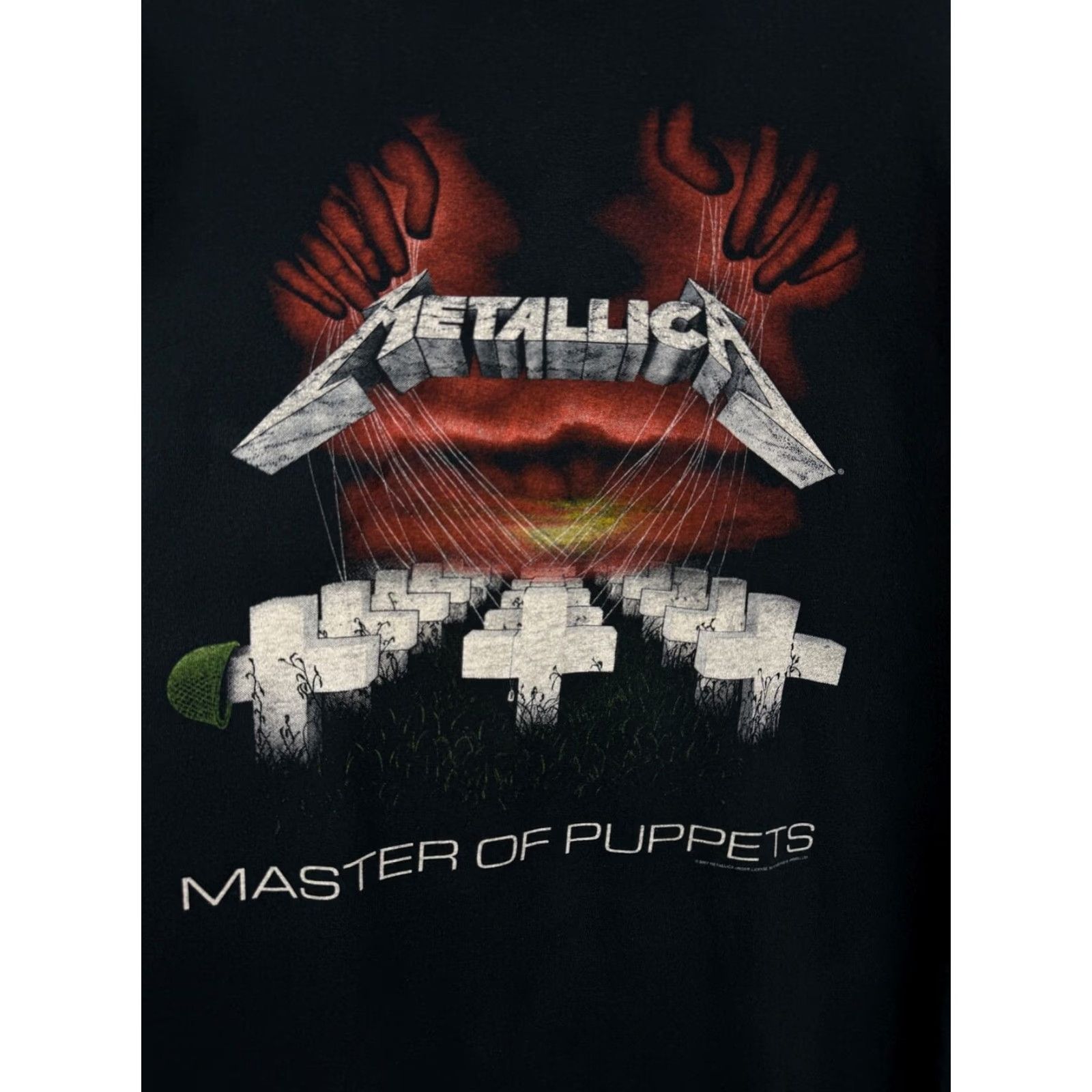 Gildan VINTAGE Metallica Master Of Puppets Rock Band T-Shirt XL Black Mens Shirt Size US XL / EU 56 / 4 - 5 Thumbnail