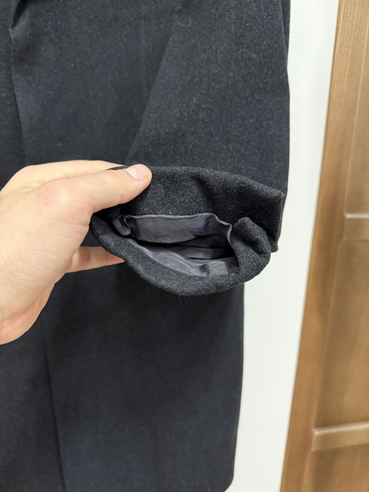 Hugo Boss Vintage Hugo Boss Wool Cashmere Black Coat Size US M / EU 48-50 / 2 - 9 Thumbnail